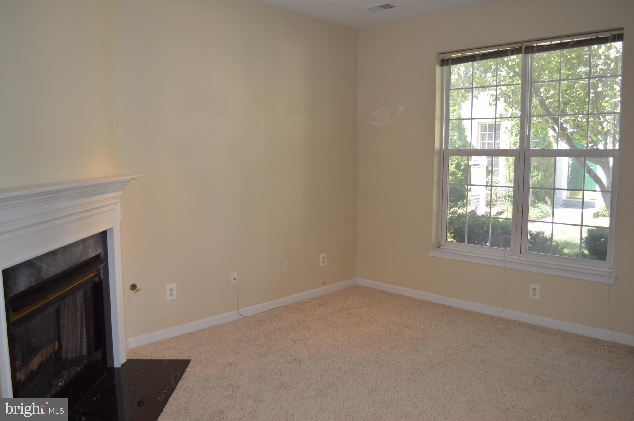 SUMMERS GROVE - Residential Lease