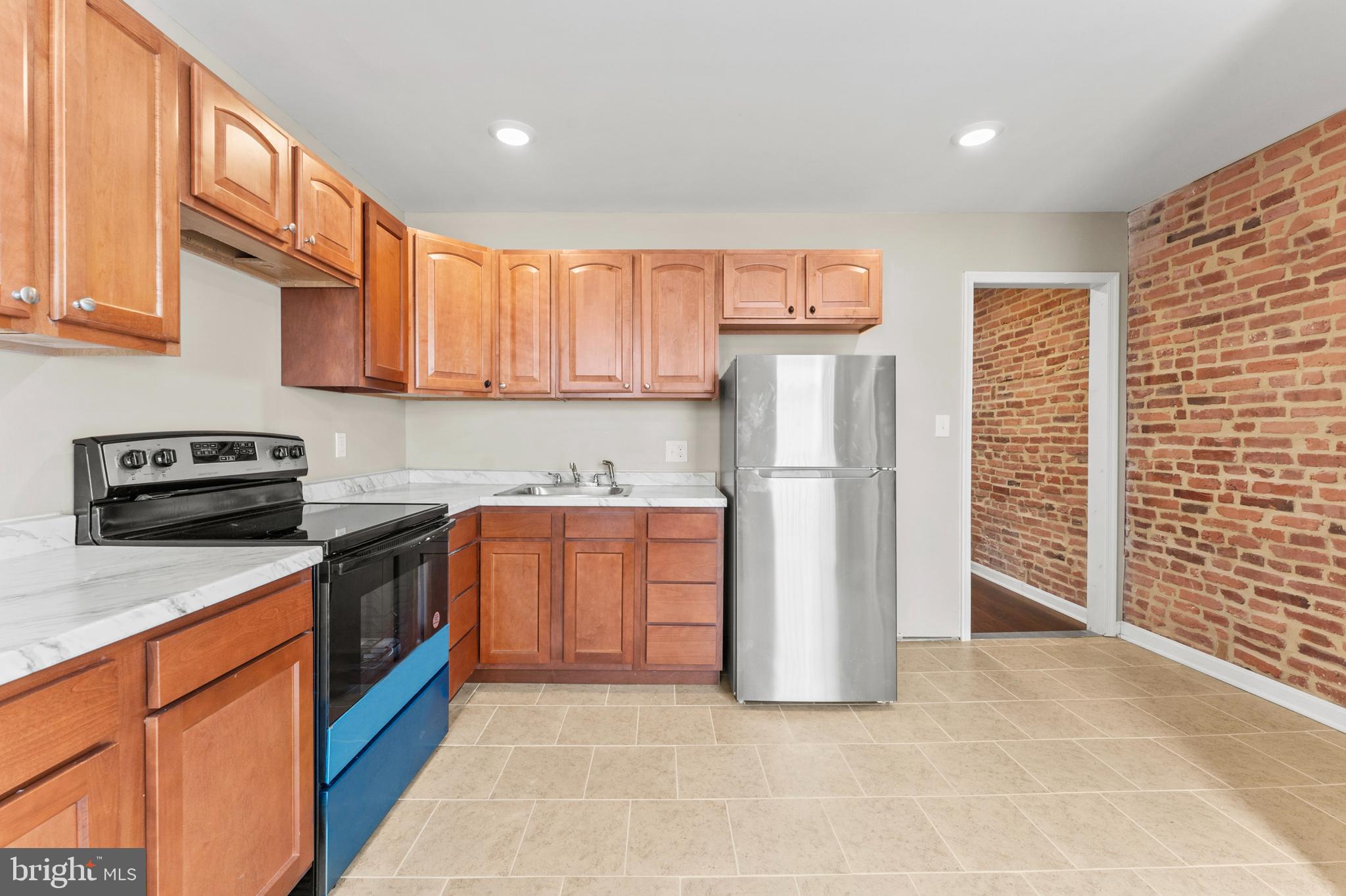 MCELDERRY PARK - Residential Income