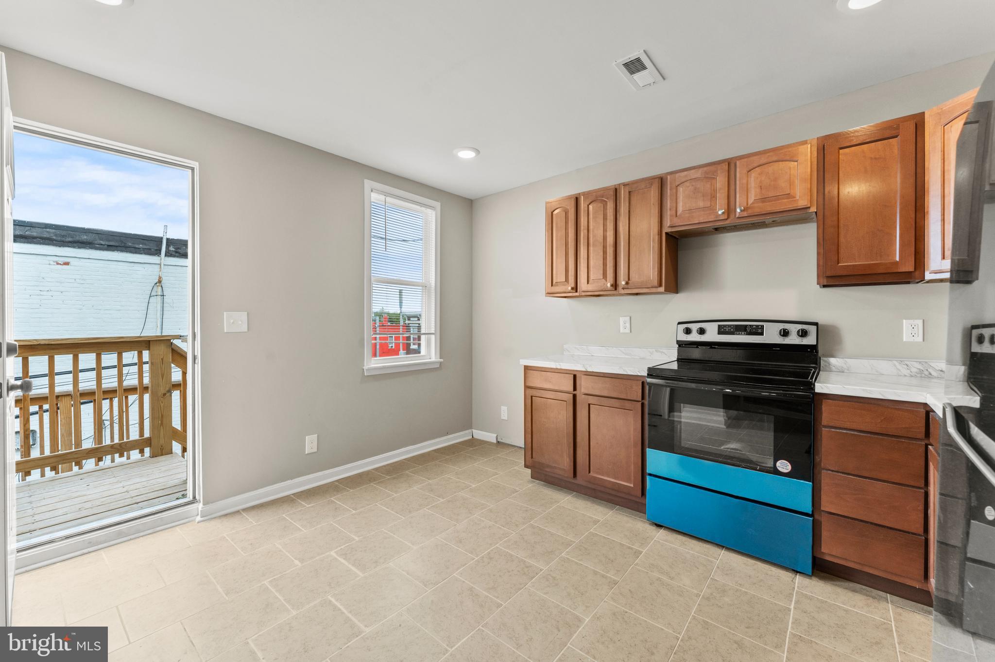 MCELDERRY PARK - Residential Income