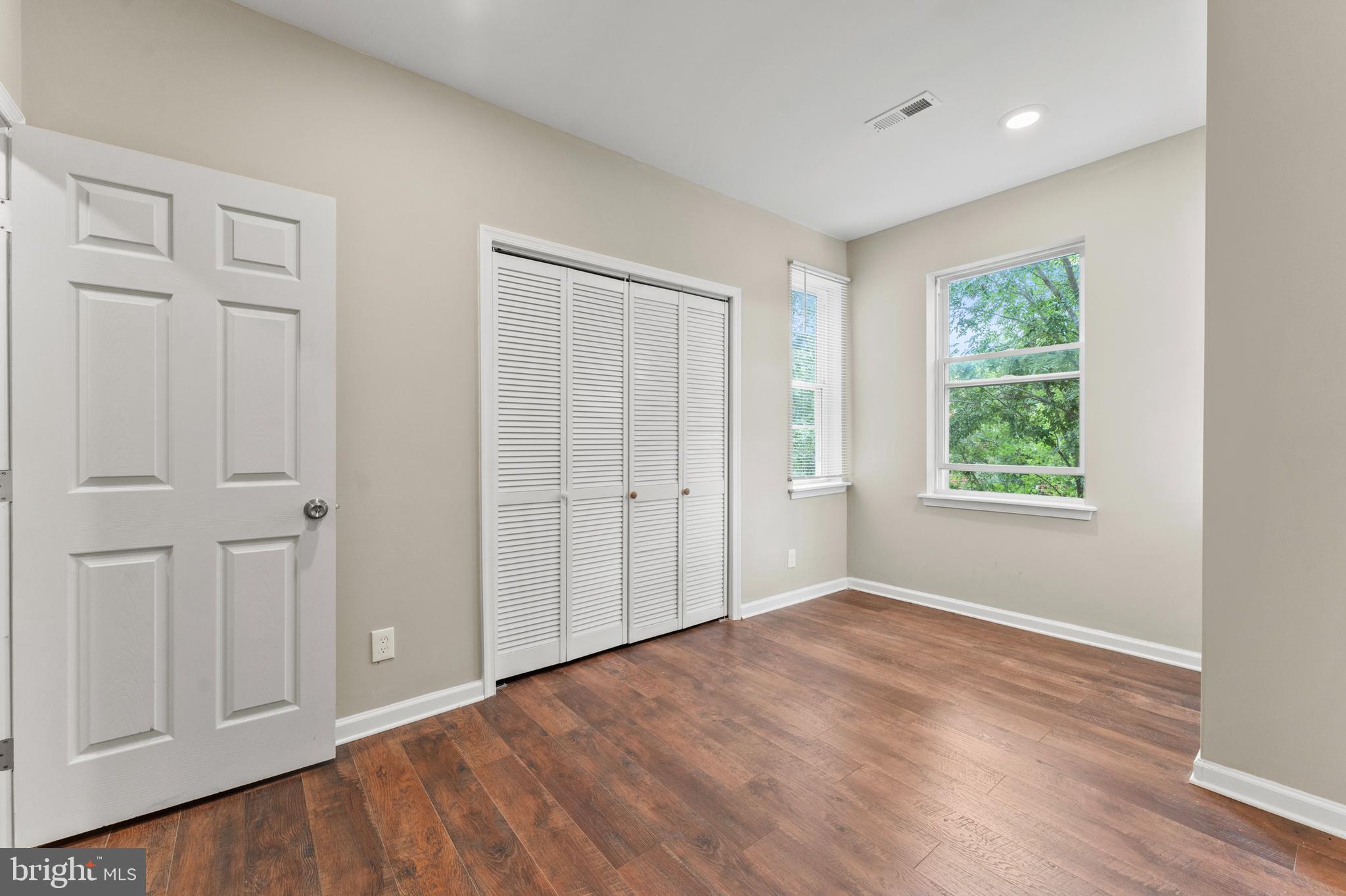 MCELDERRY PARK - Residential Income