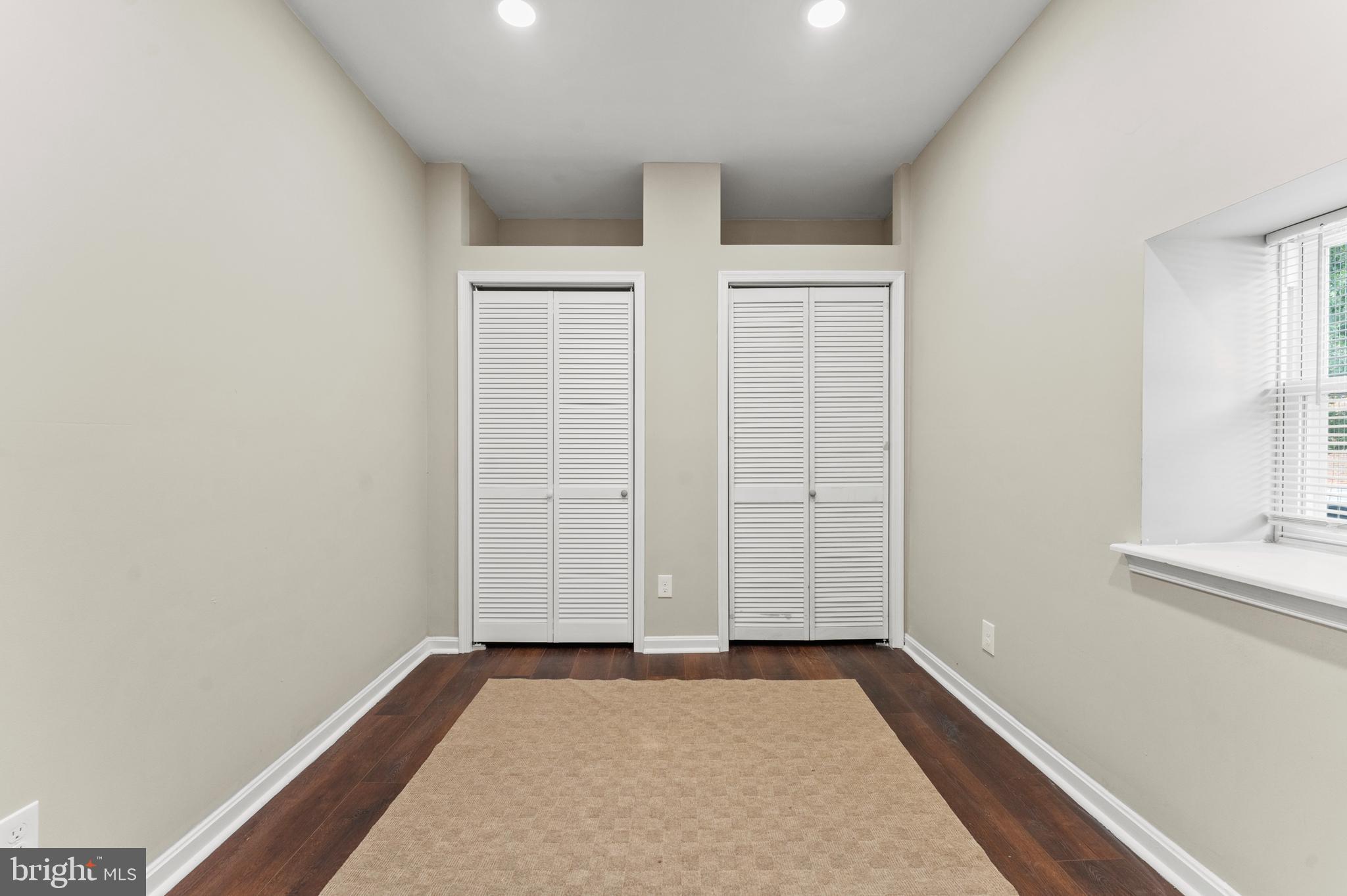 446 N LINWOOD AVENUE