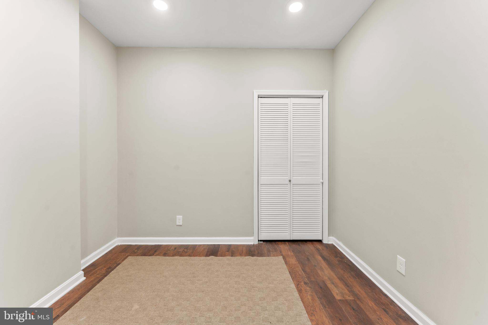 MCELDERRY PARK - Residential Income