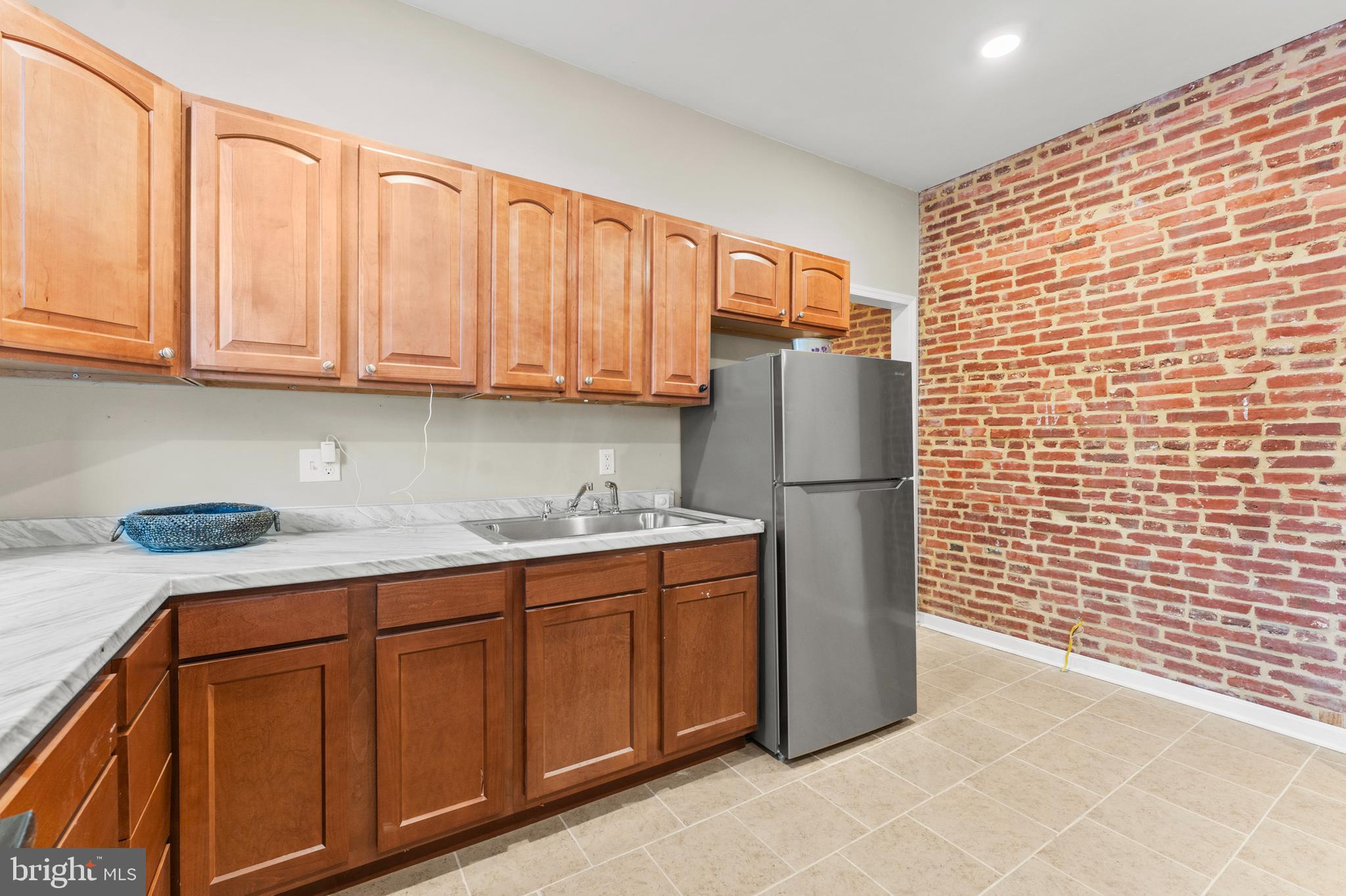 MCELDERRY PARK - Residential Income