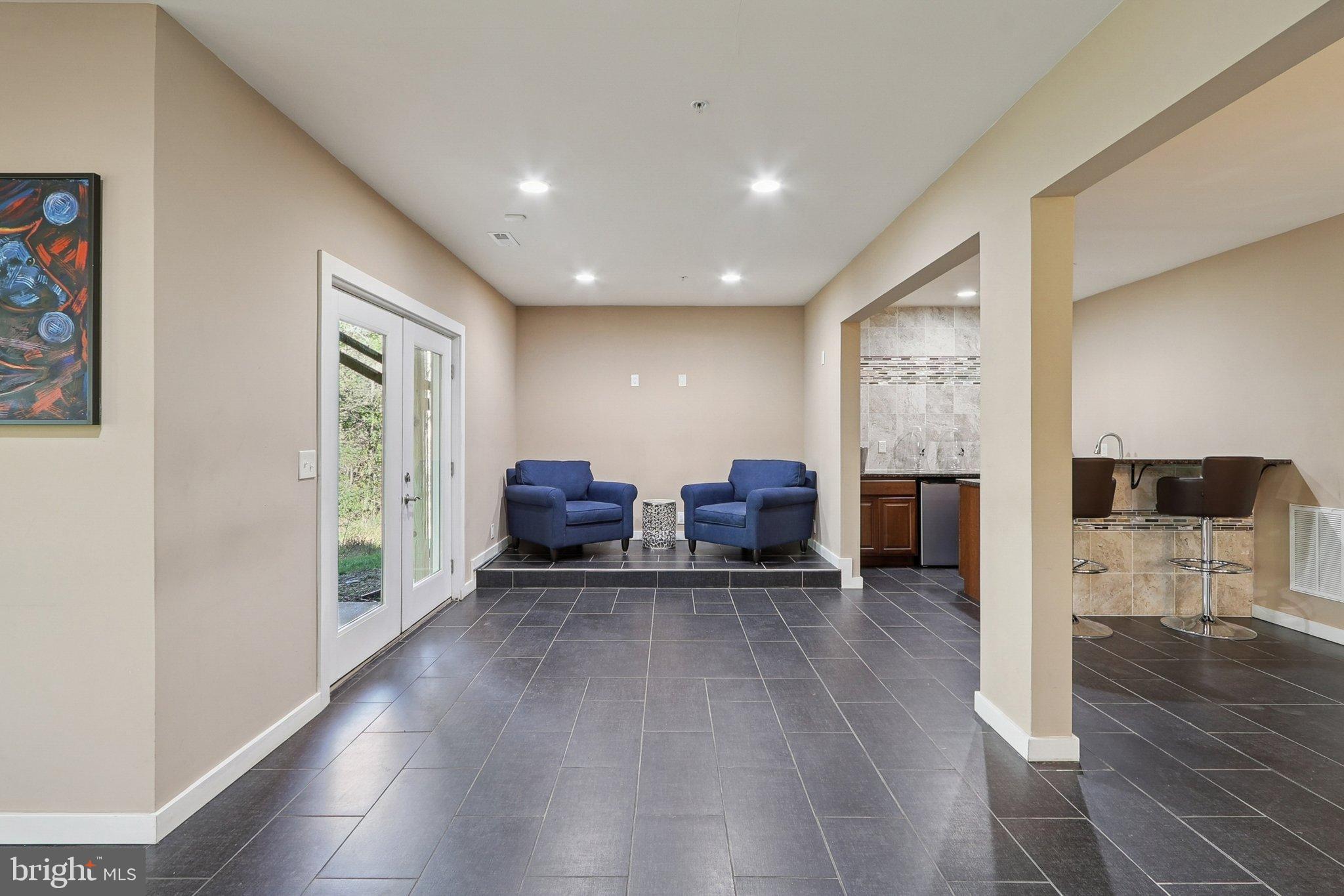 WOODMORE-RESUB-PLAT 5> - Residential