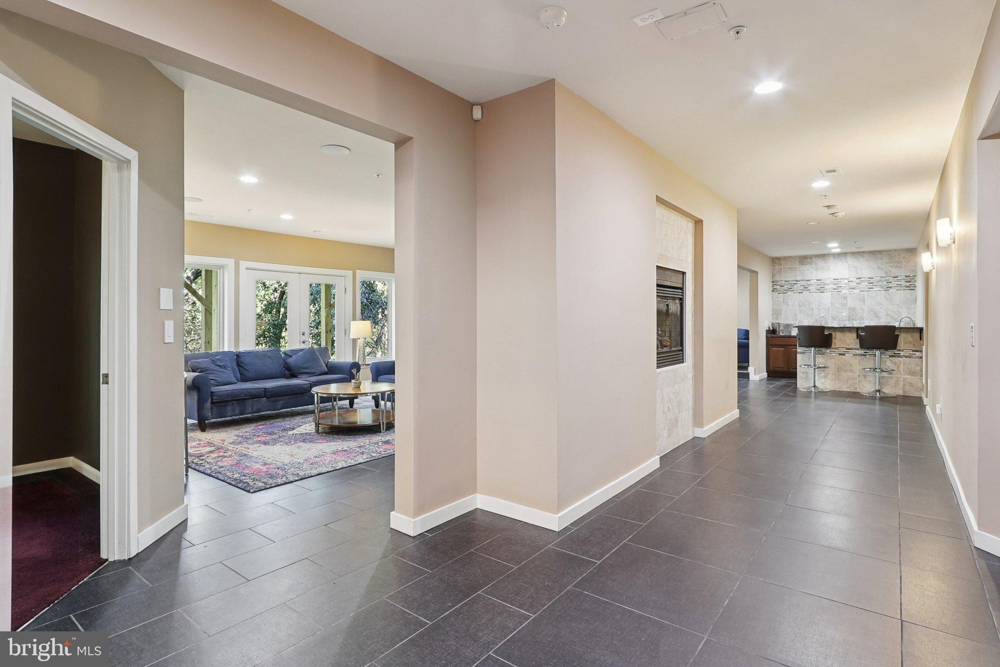 WOODMORE-RESUB-PLAT 5> - Residential