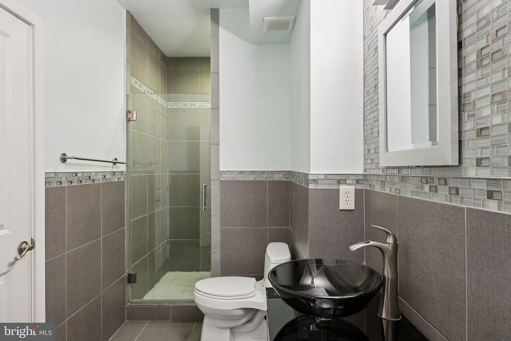 WOODMORE-RESUB-PLAT 5> - Residential