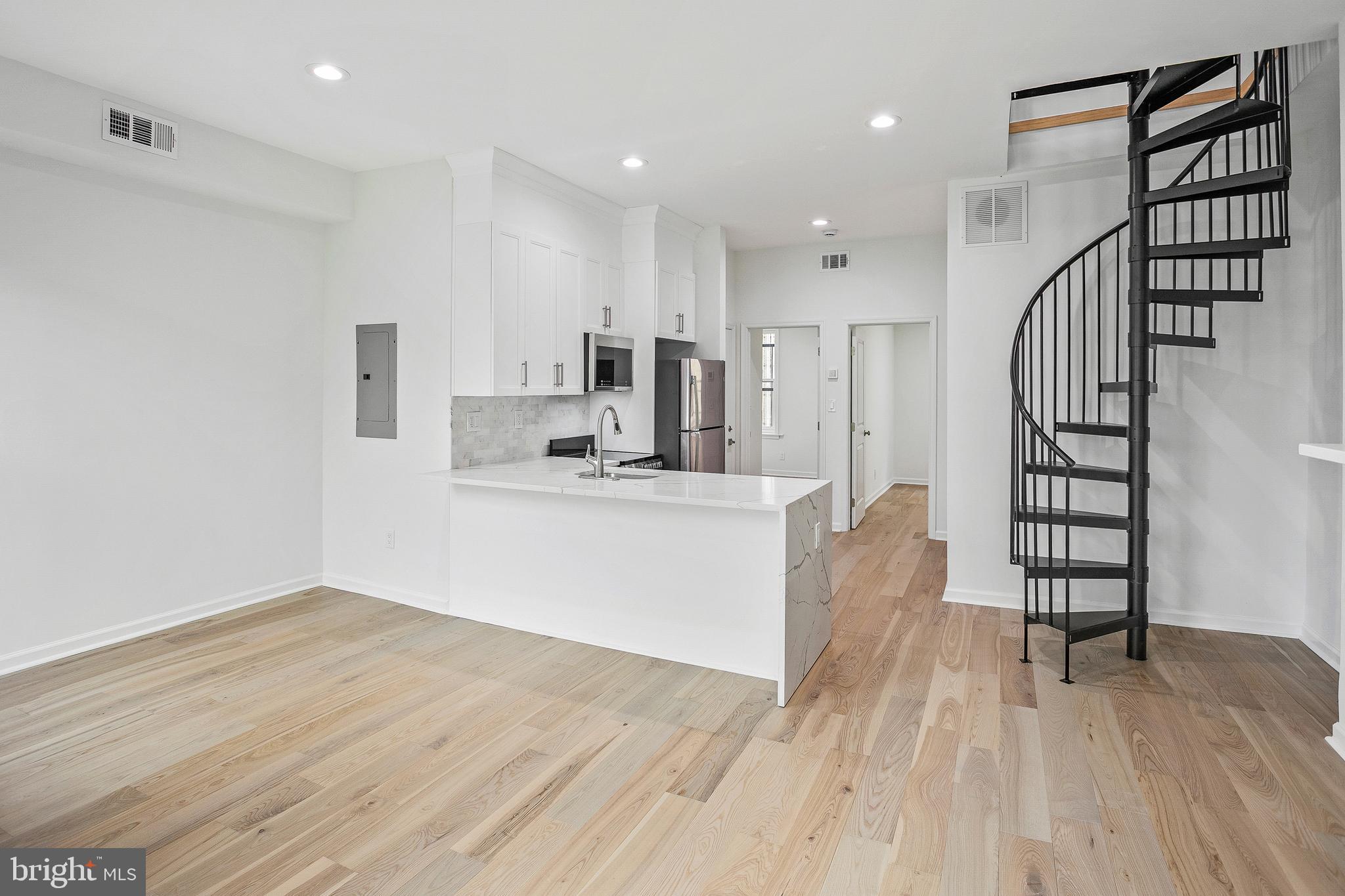 KALORAMA HEIGHTS - Residential Income