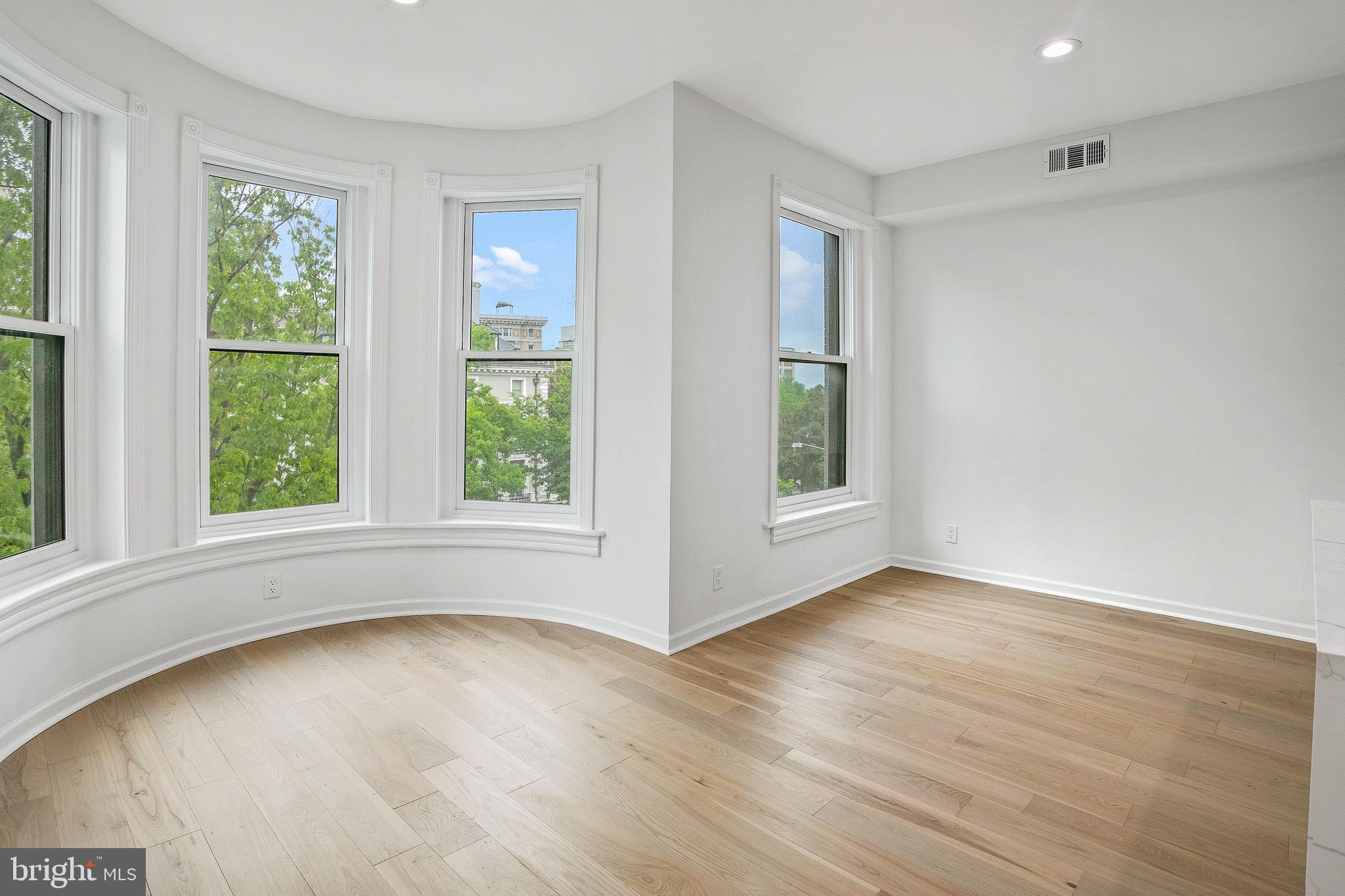 KALORAMA HEIGHTS - Residential Income