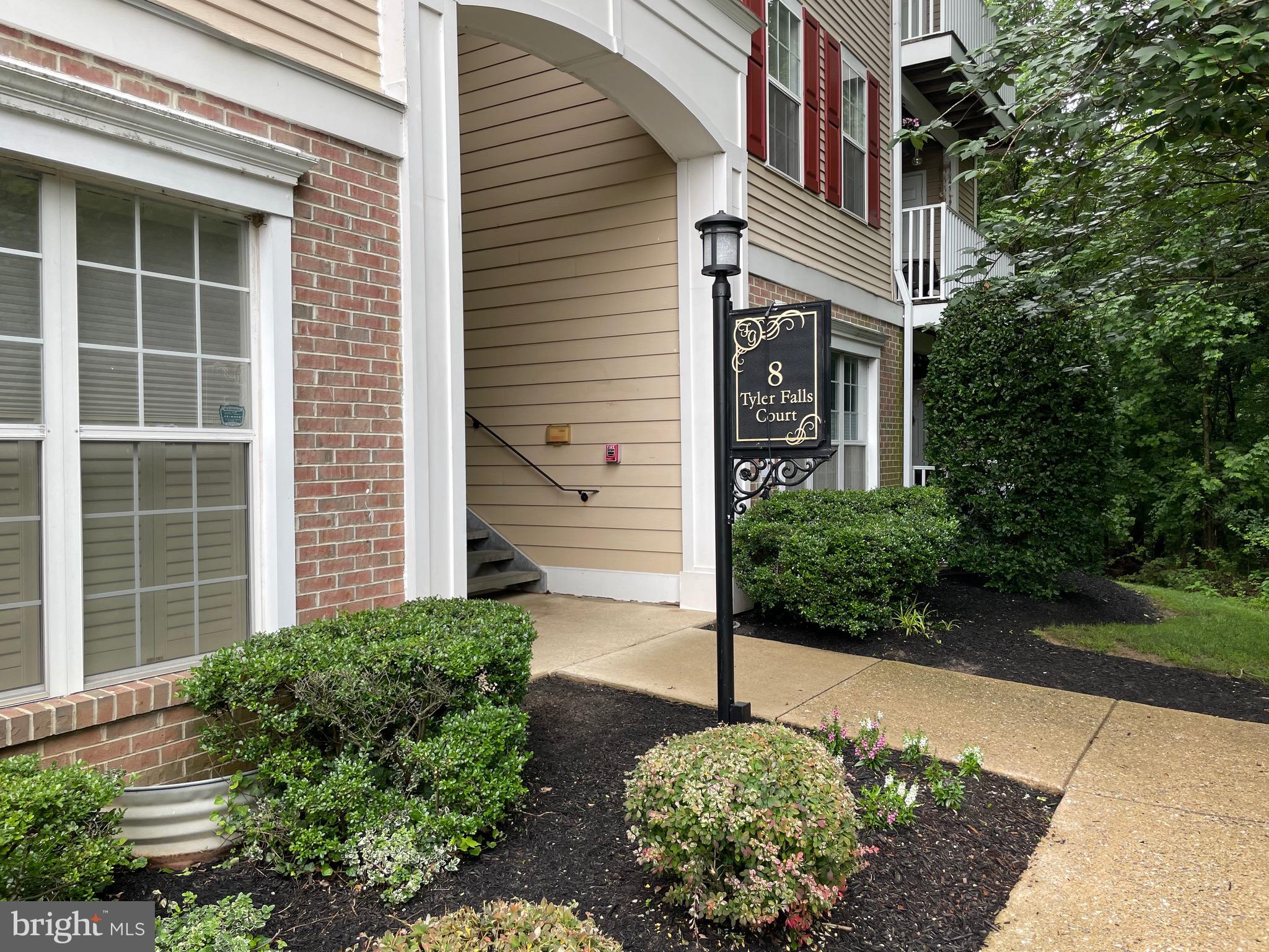 8 TYLER FALLS COURT C