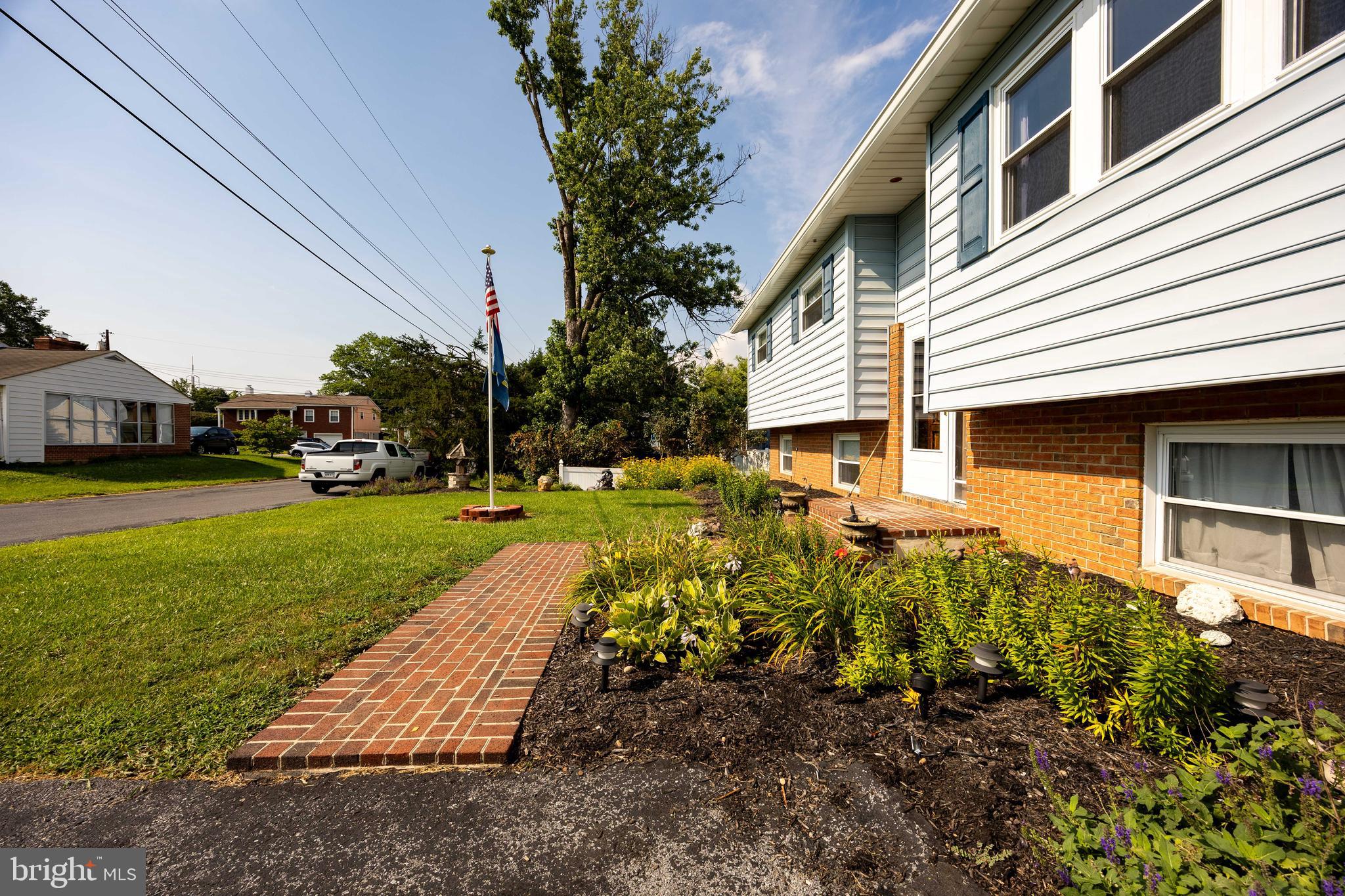 501 CARA COURT