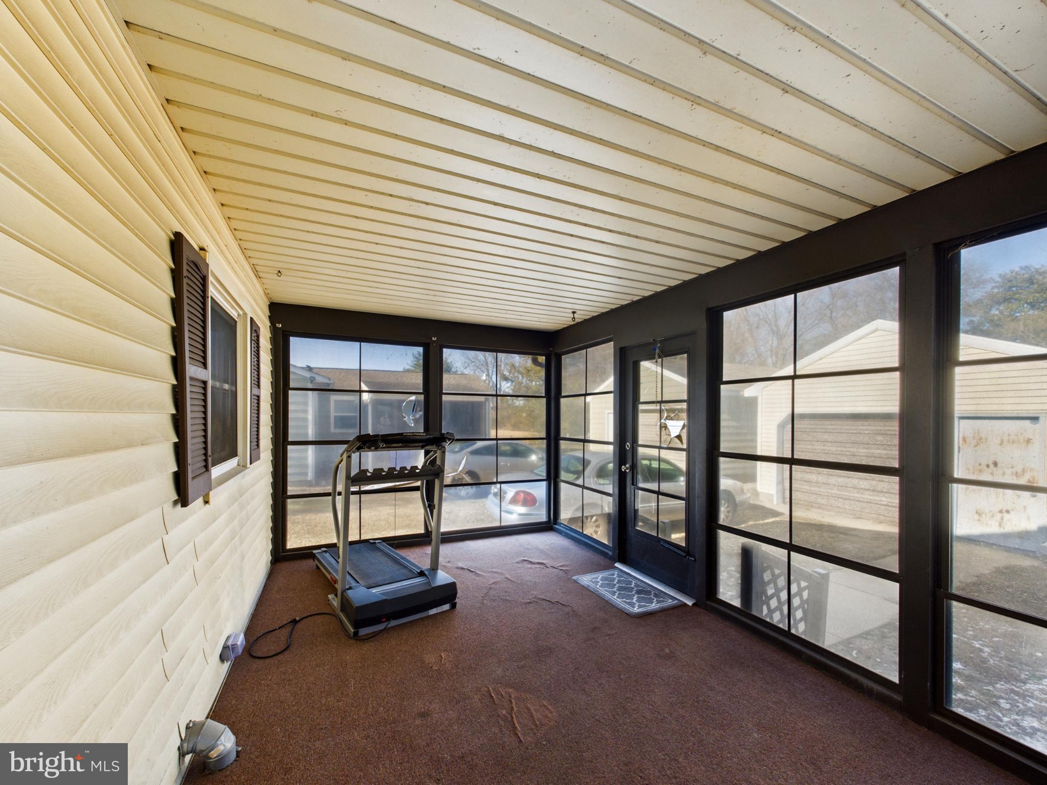 WOODLAND HEIGHTS - Residential