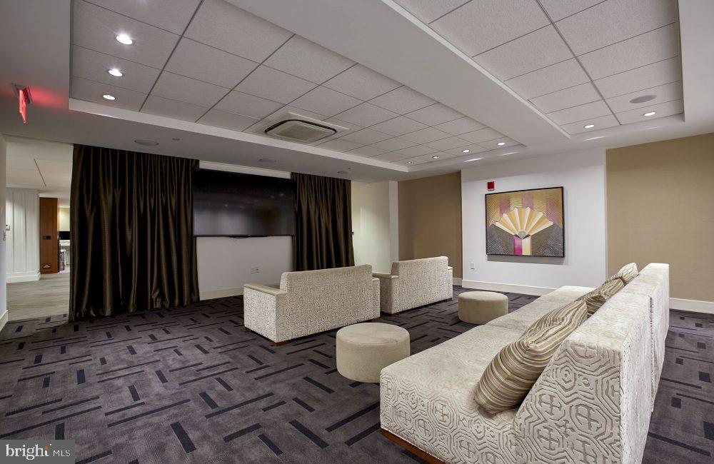 RITTENHOUSE SQUARE - Residential Lease