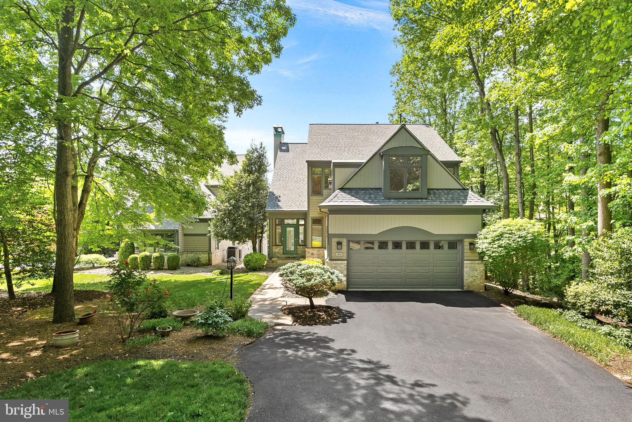 1460 WATERFRONT ROAD