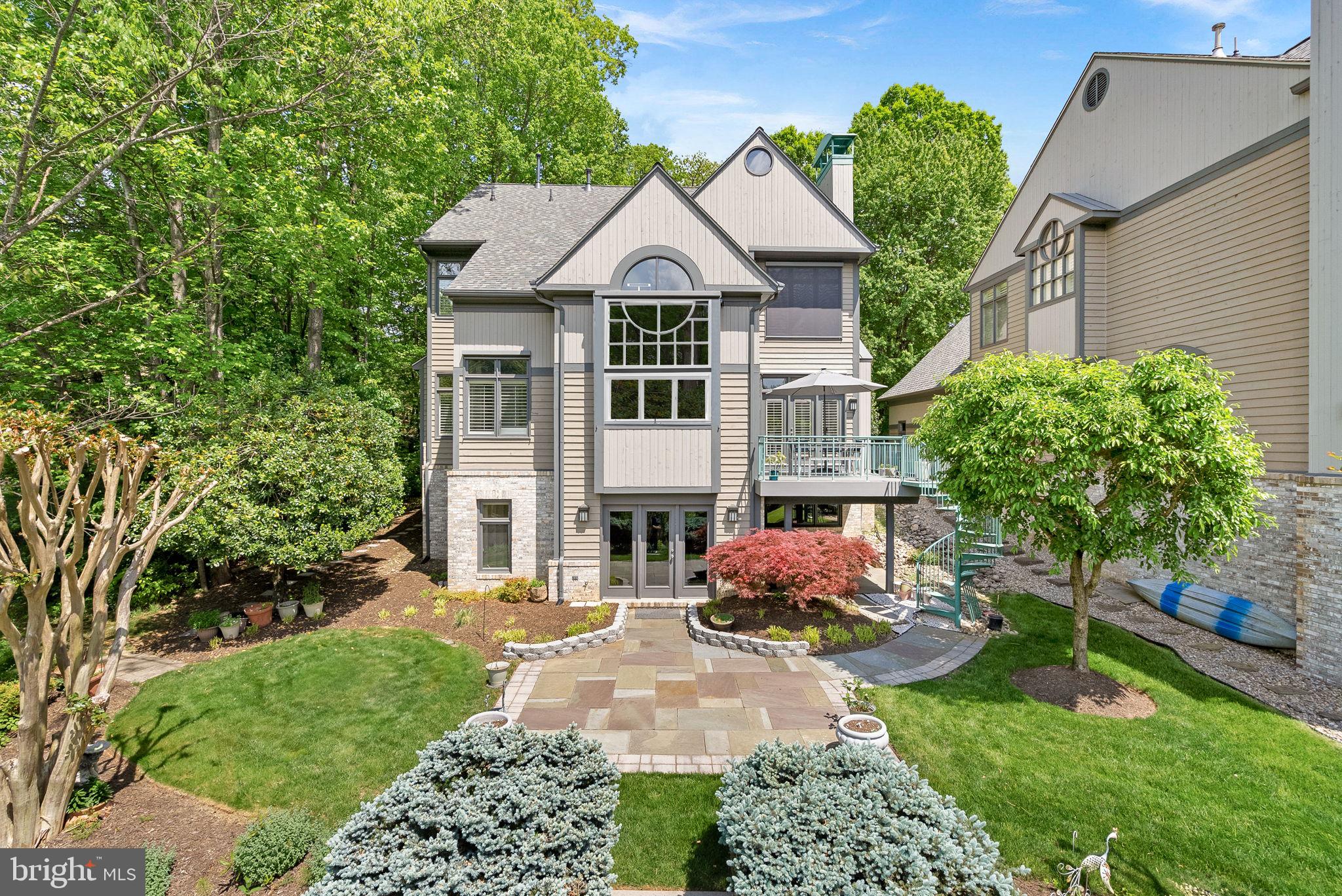 1460 WATERFRONT ROAD