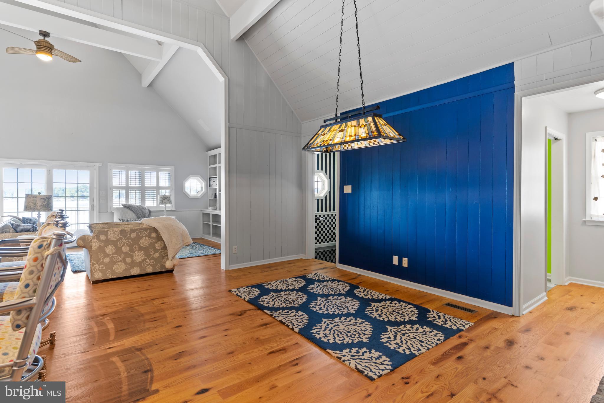 LAKE MEADE - Residential