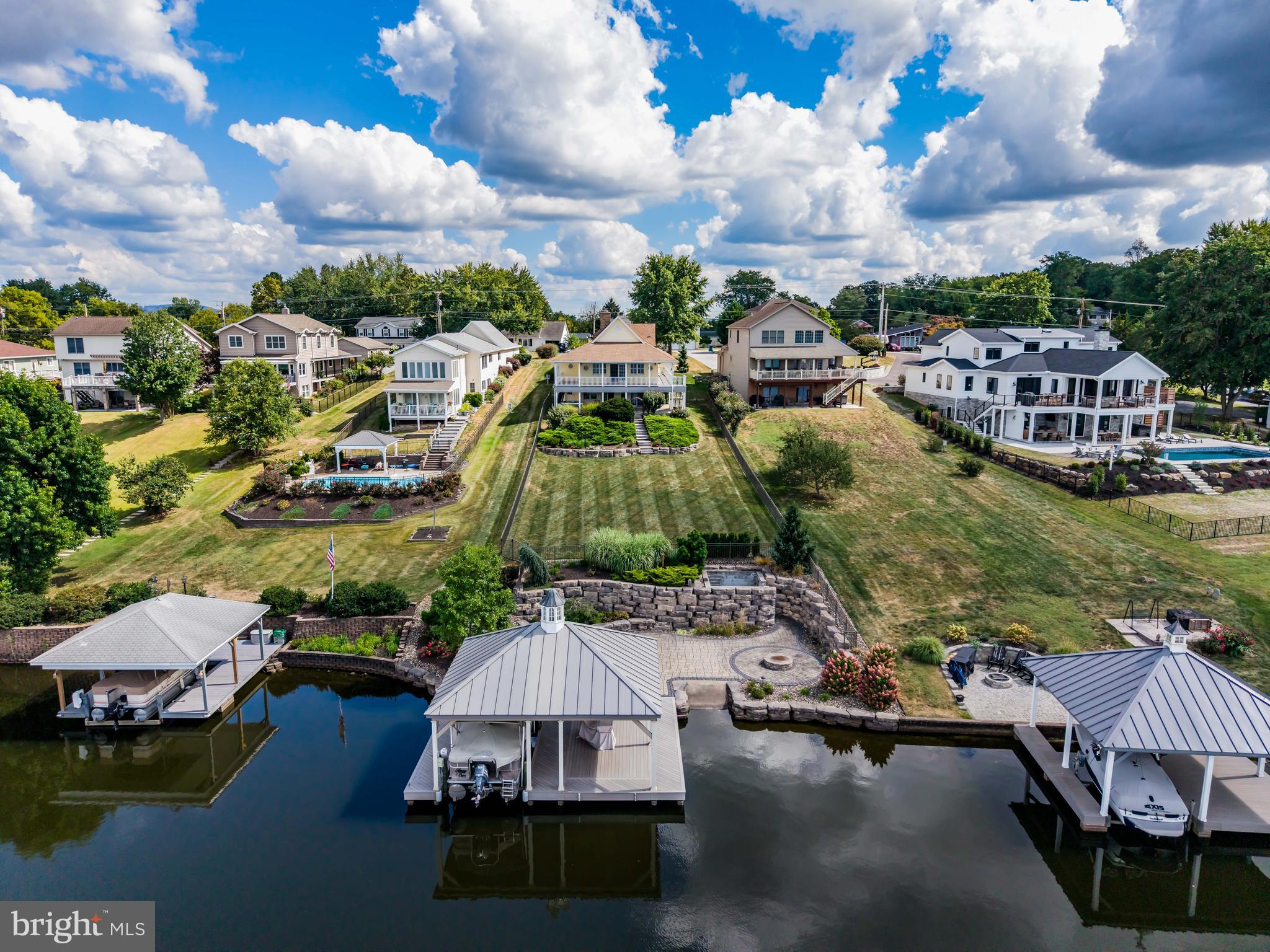 LAKE MEADE - Residential
