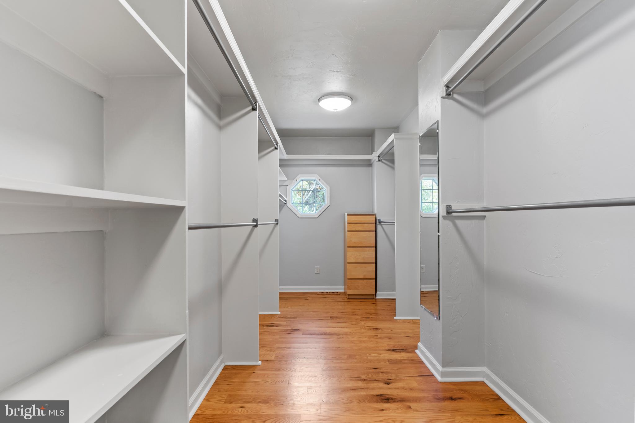 LAKE MEADE - Residential