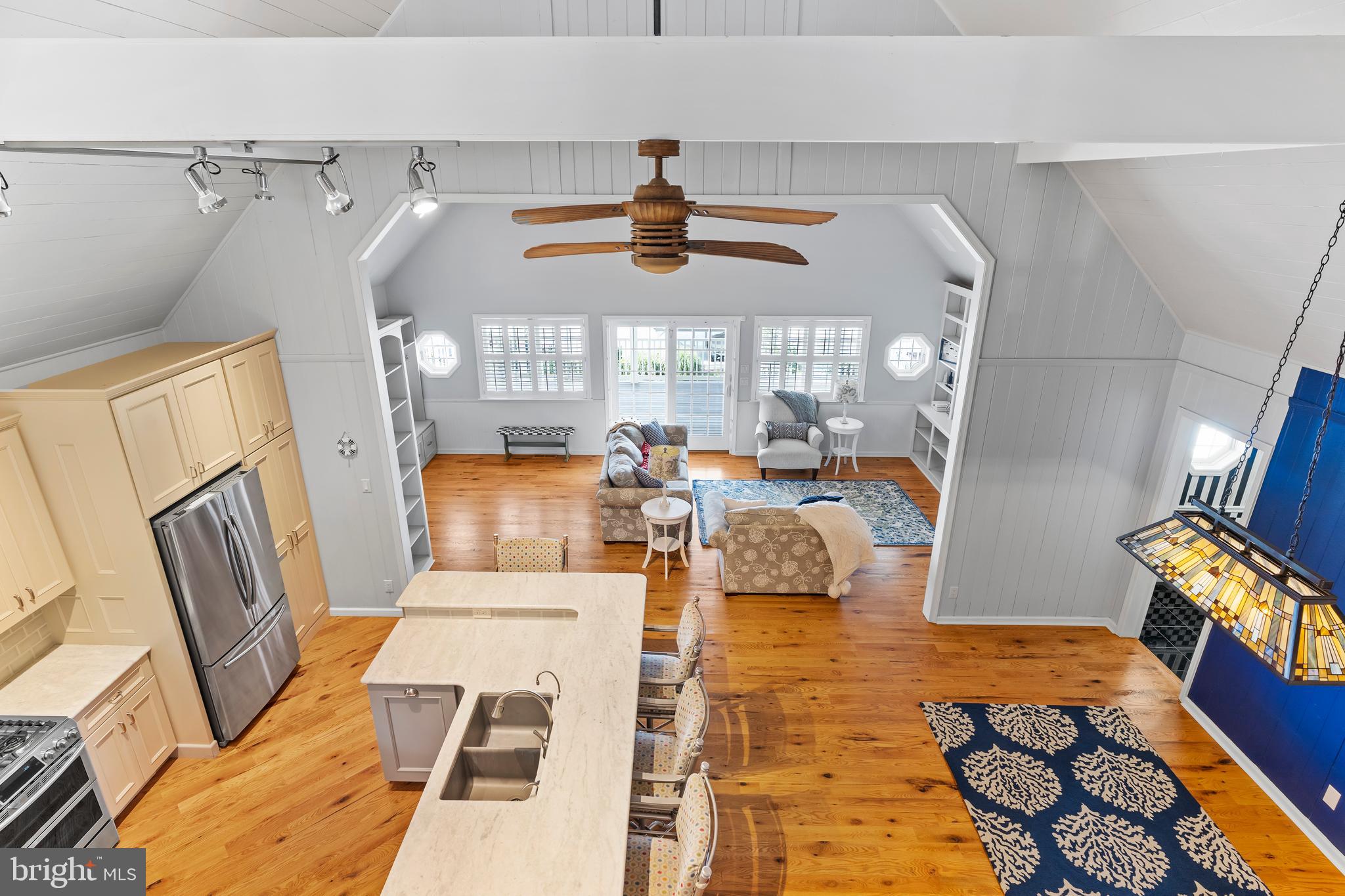 LAKE MEADE - Residential