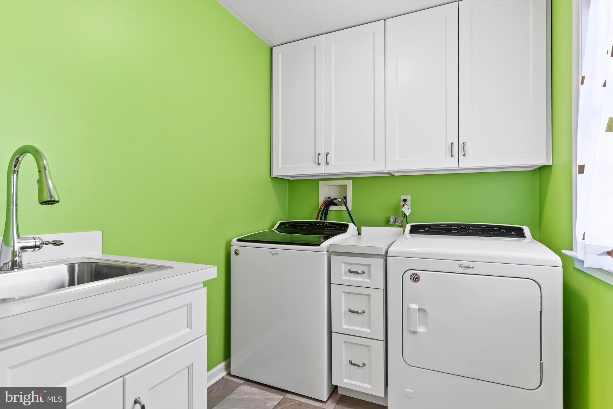 LAKE MEADE - Residential