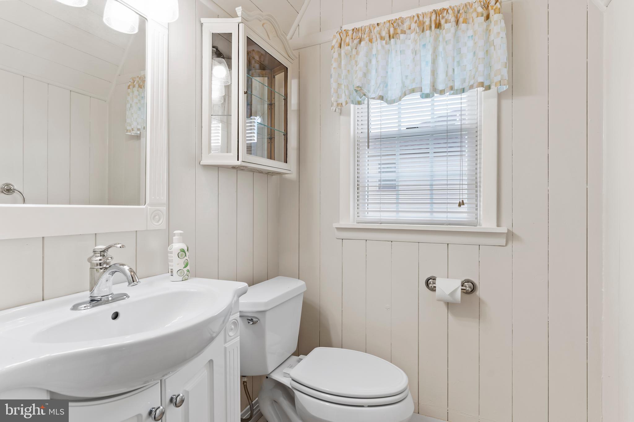 LAKE MEADE - Residential