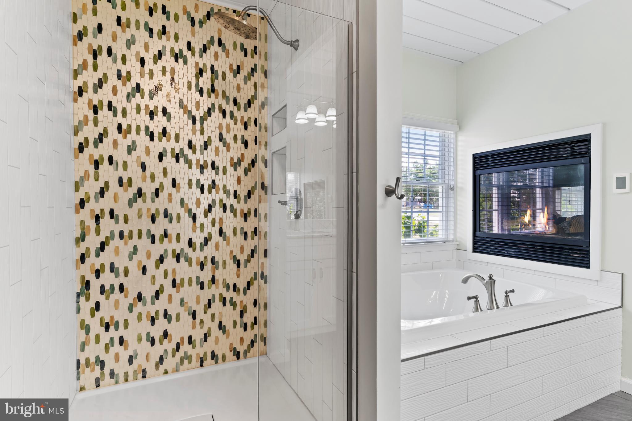 LAKE MEADE - Residential