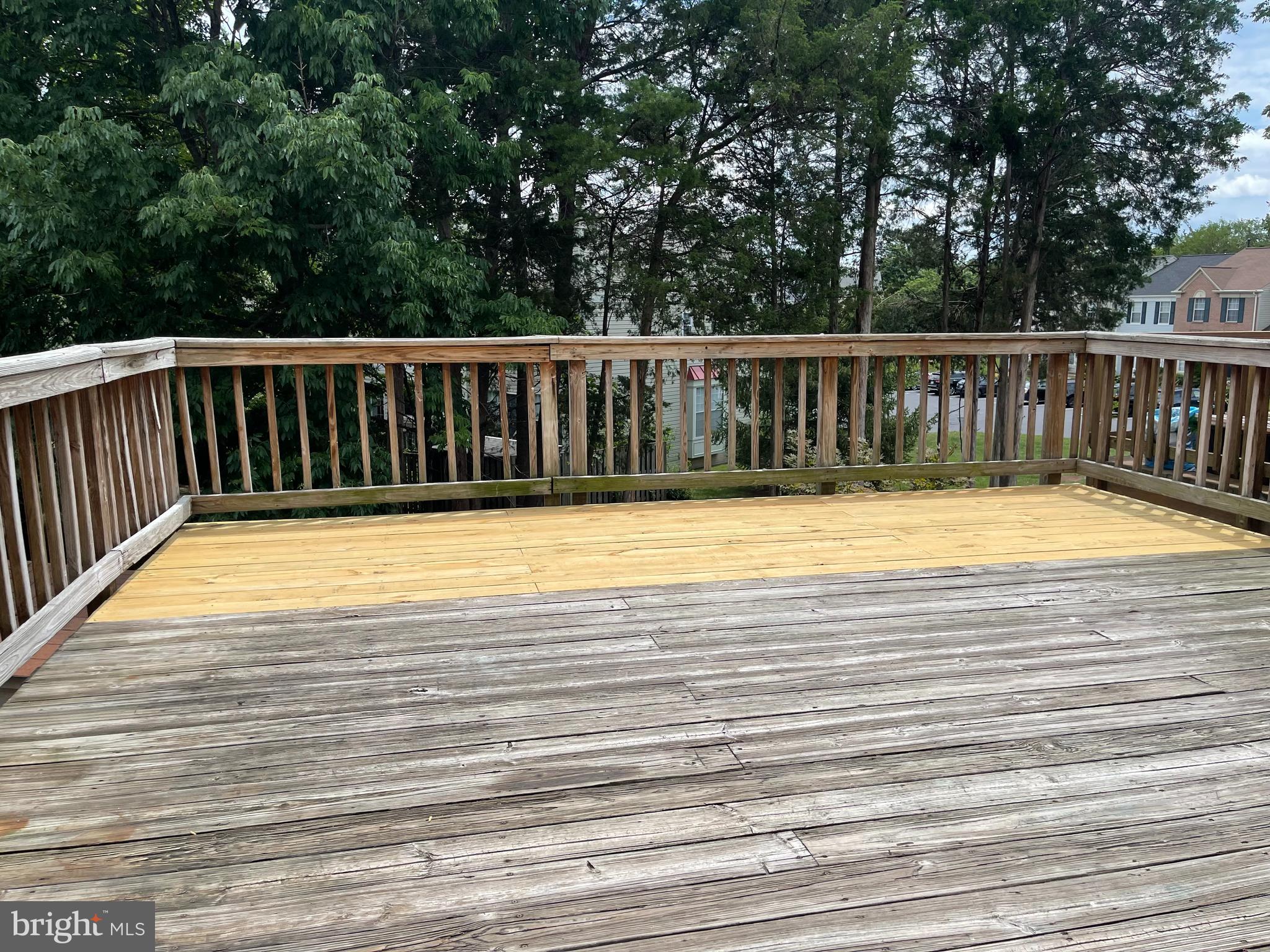 ASHBURN FARM - Residential Lease