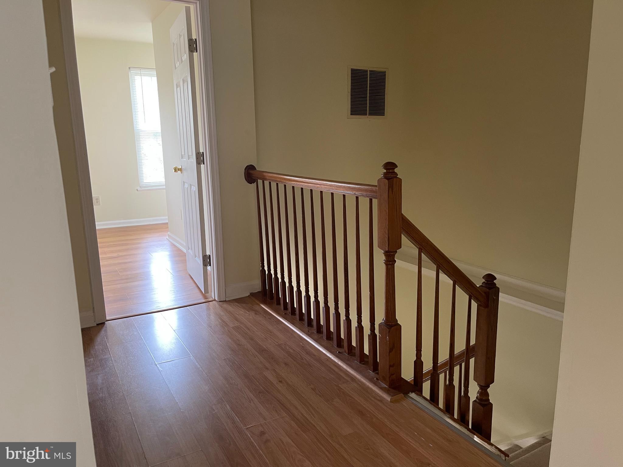 ASHBURN FARM - Residential Lease