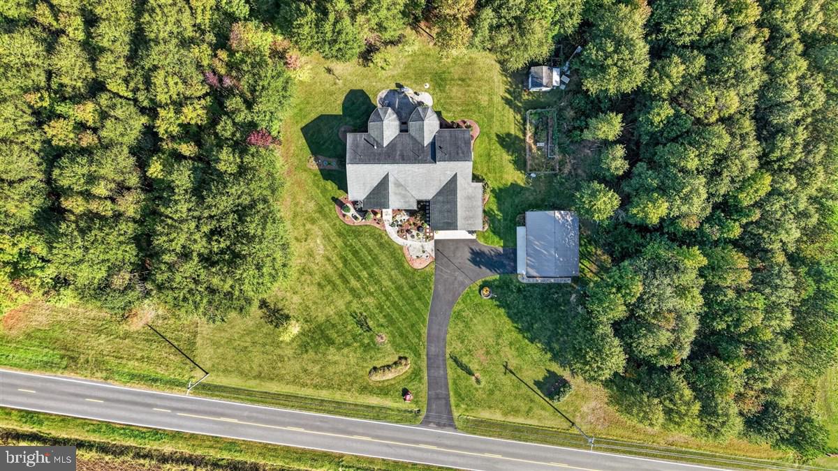 1466 HOPKINS CEMETERY ROAD