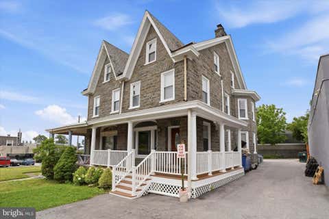 Photo of 2206 Darby Road, HAVERTOWN, PA 19083 (MLS # PADE2118418)