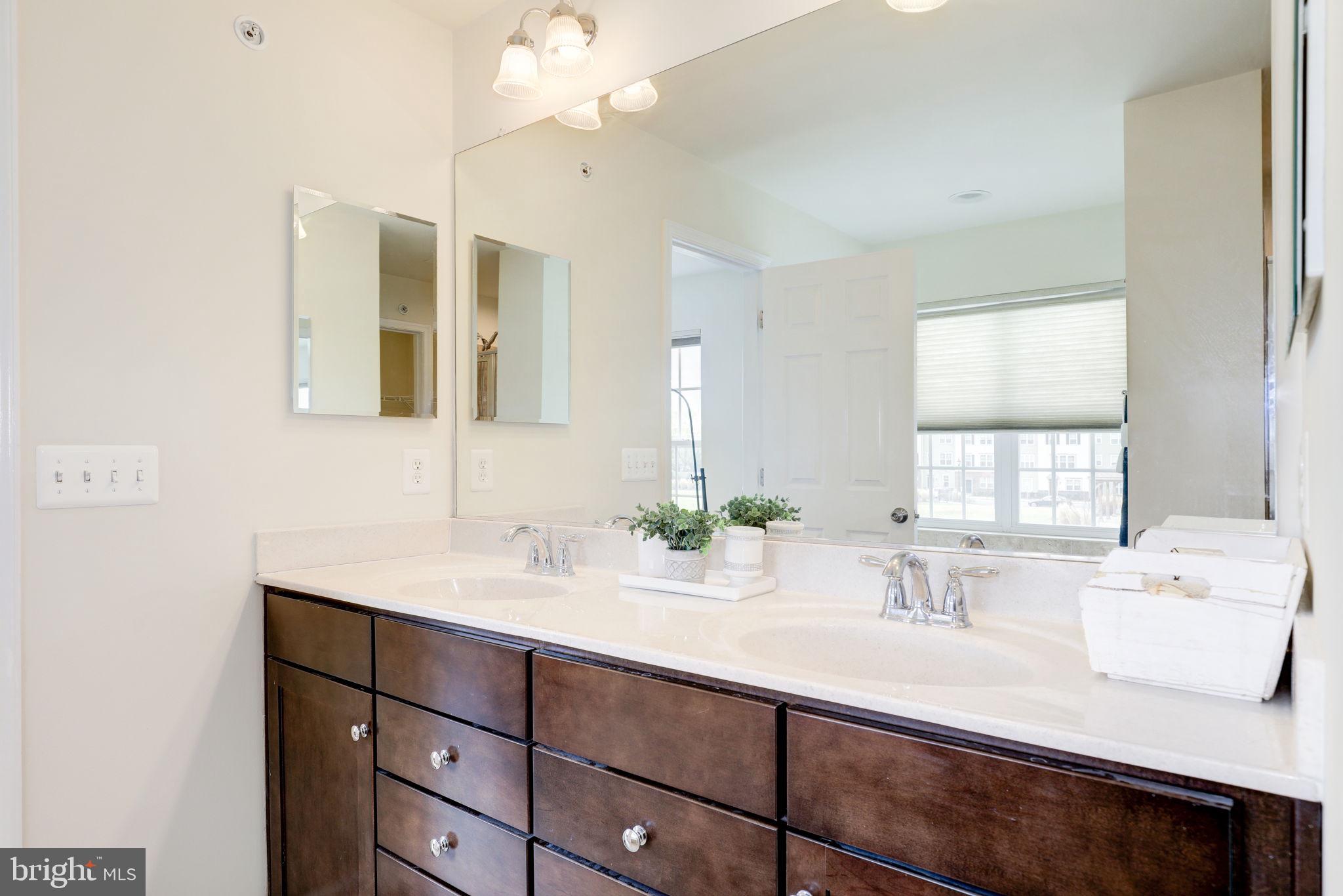 NORBECK CROSSING - Residential