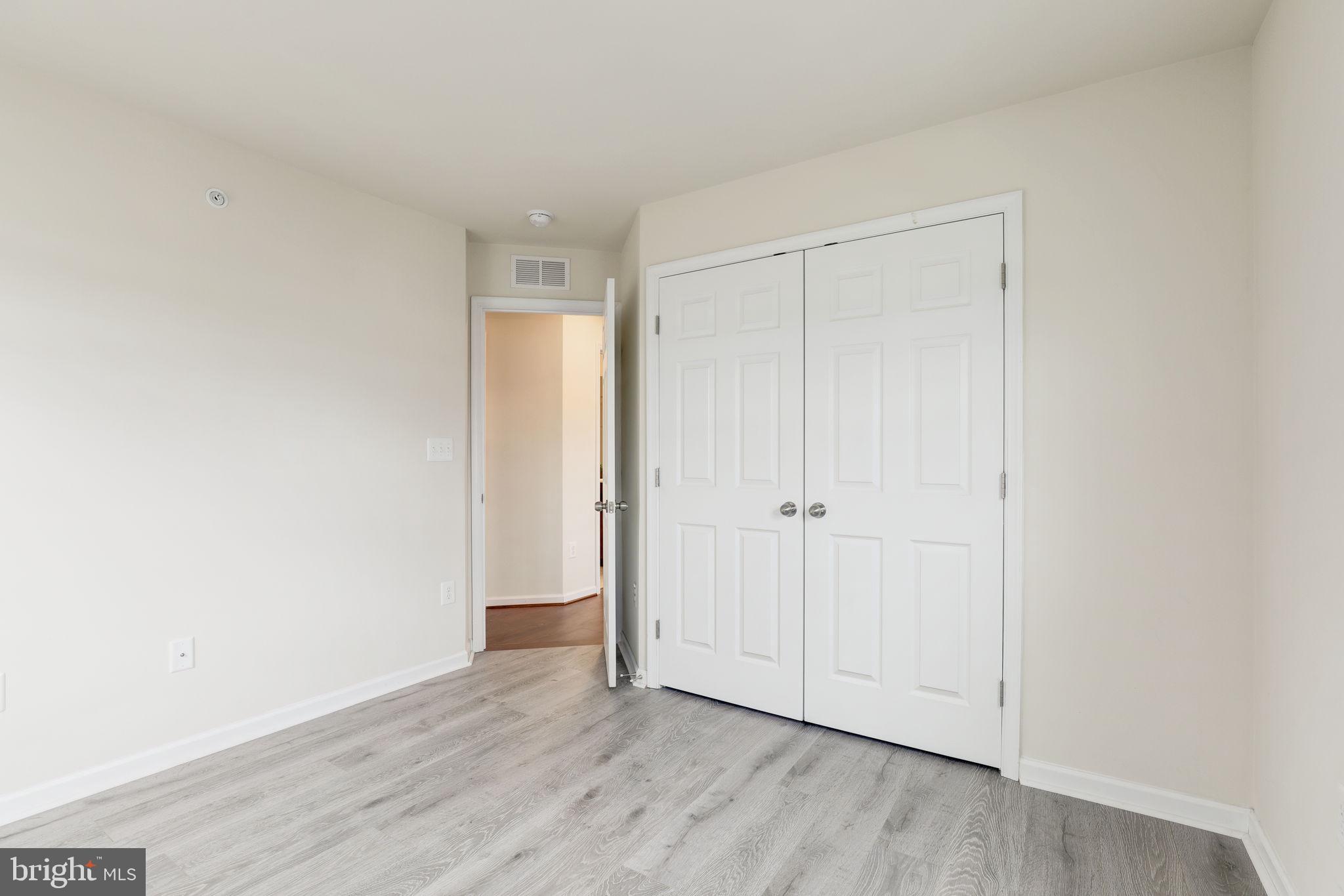 NORBECK CROSSING - Residential