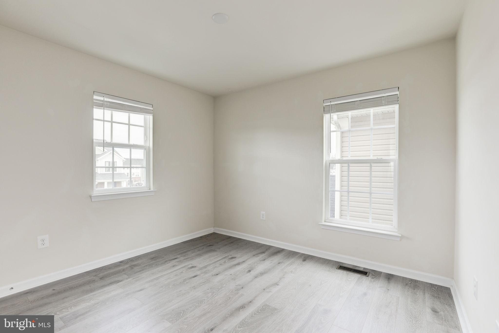 NORBECK CROSSING - Residential