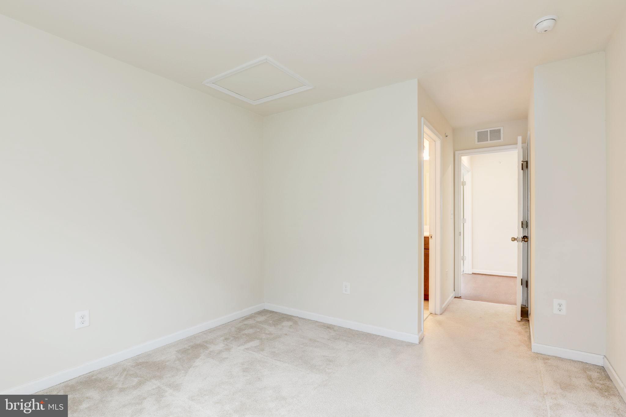 NORBECK CROSSING - Residential