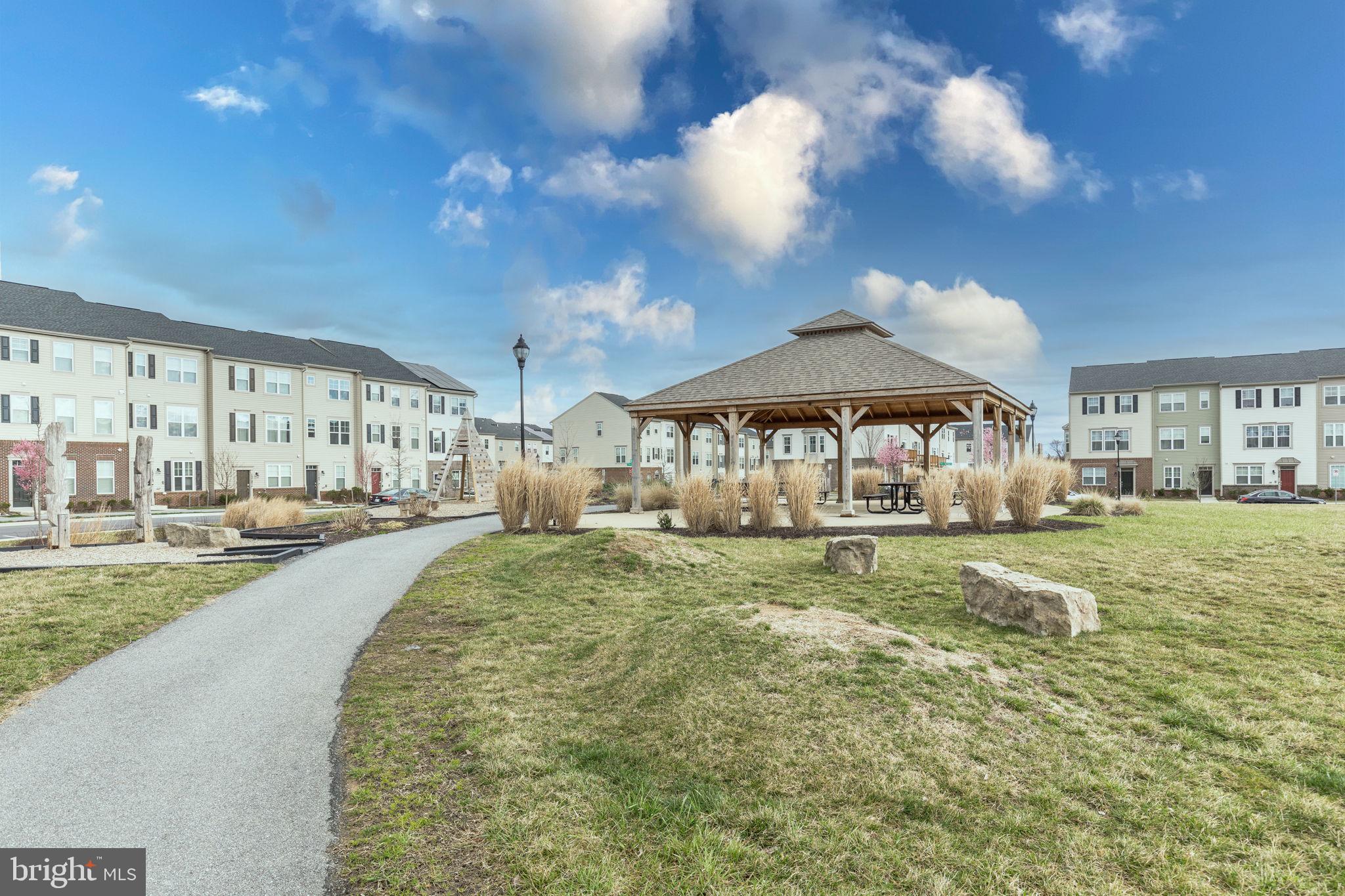 NORBECK CROSSING - Residential