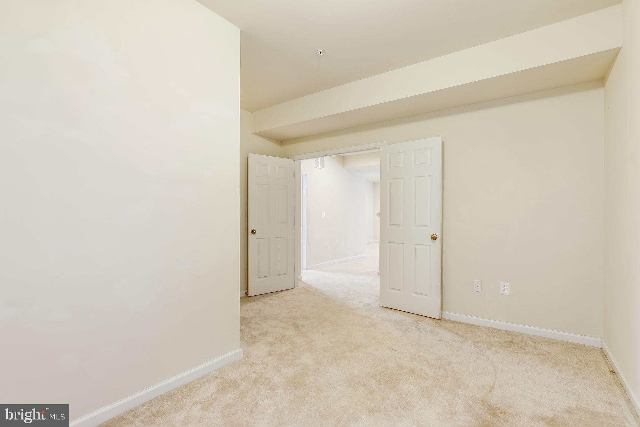 NORBECK CROSSING - Residential