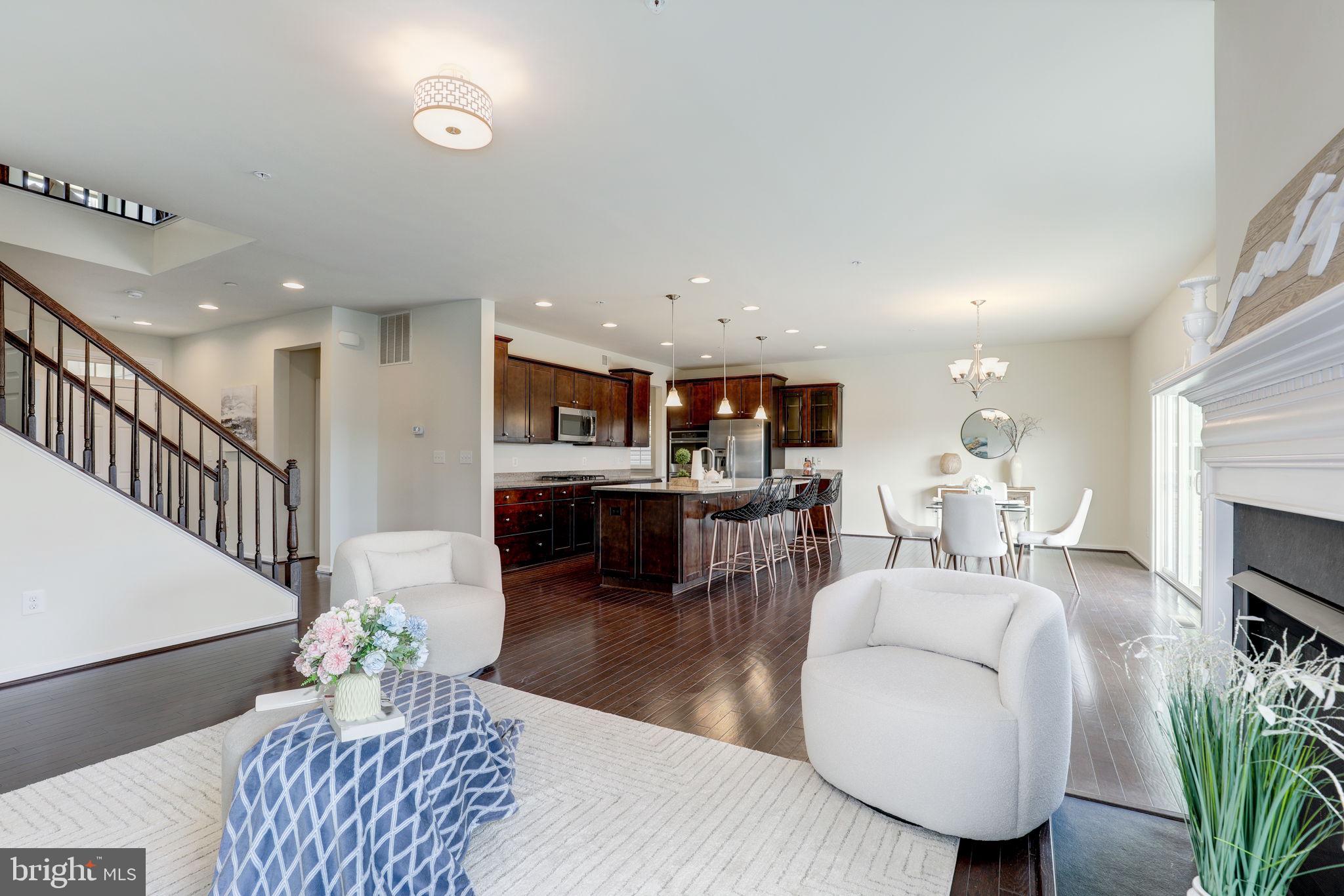 NORBECK CROSSING - Residential