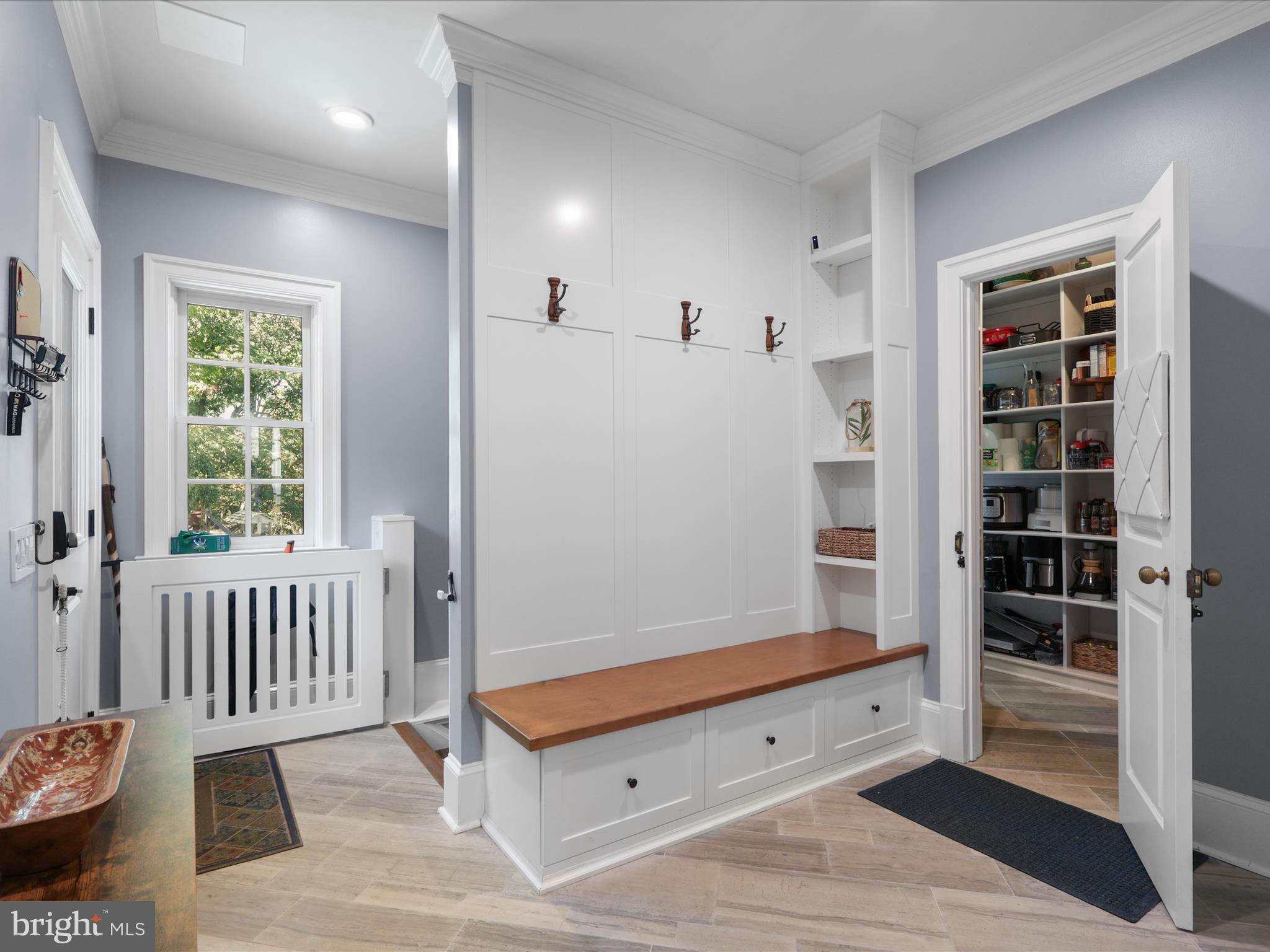 THUNDER OAK - Residential