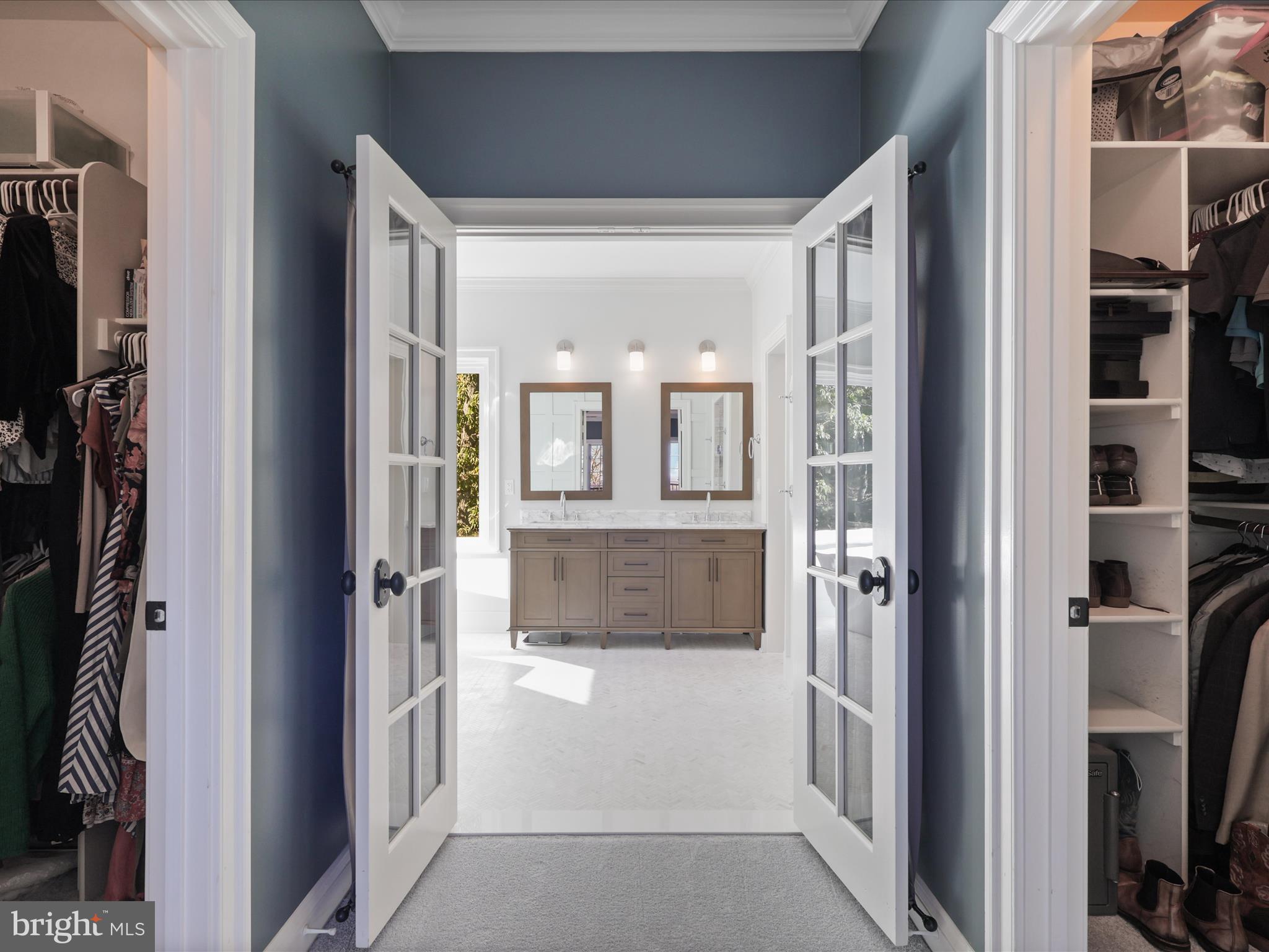 THUNDER OAK - Residential