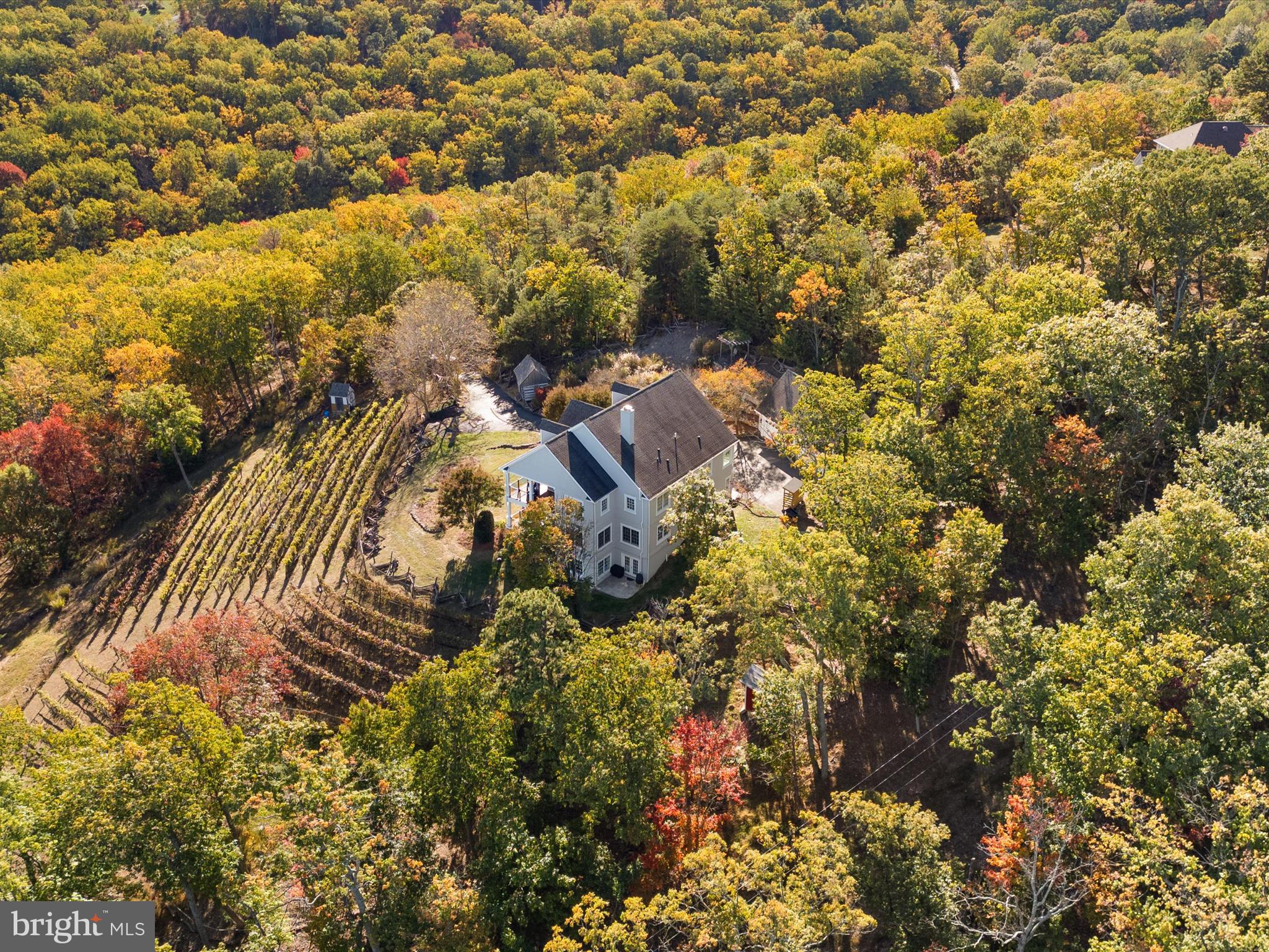 THUNDER OAK - Residential