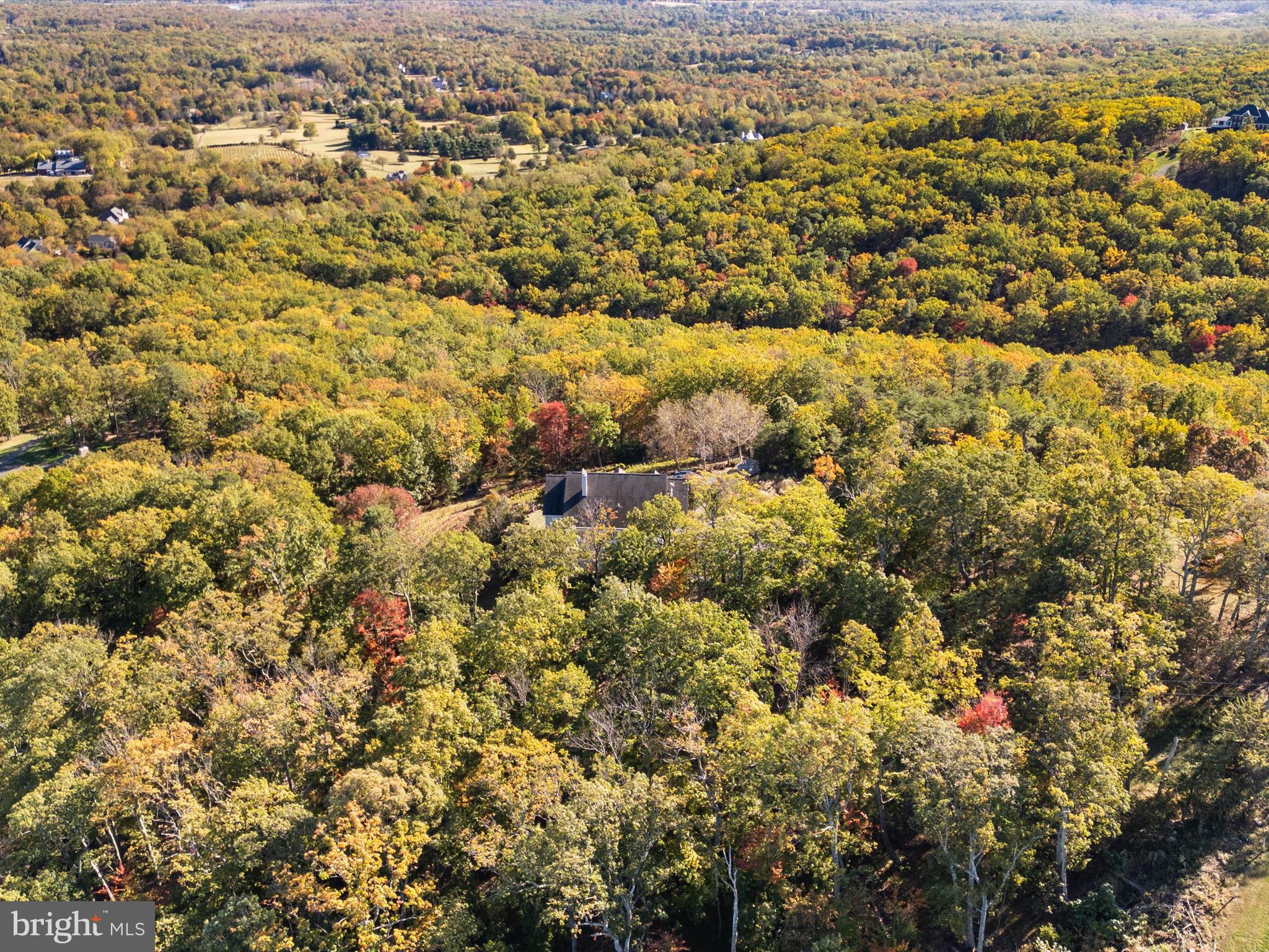 THUNDER OAK - Residential