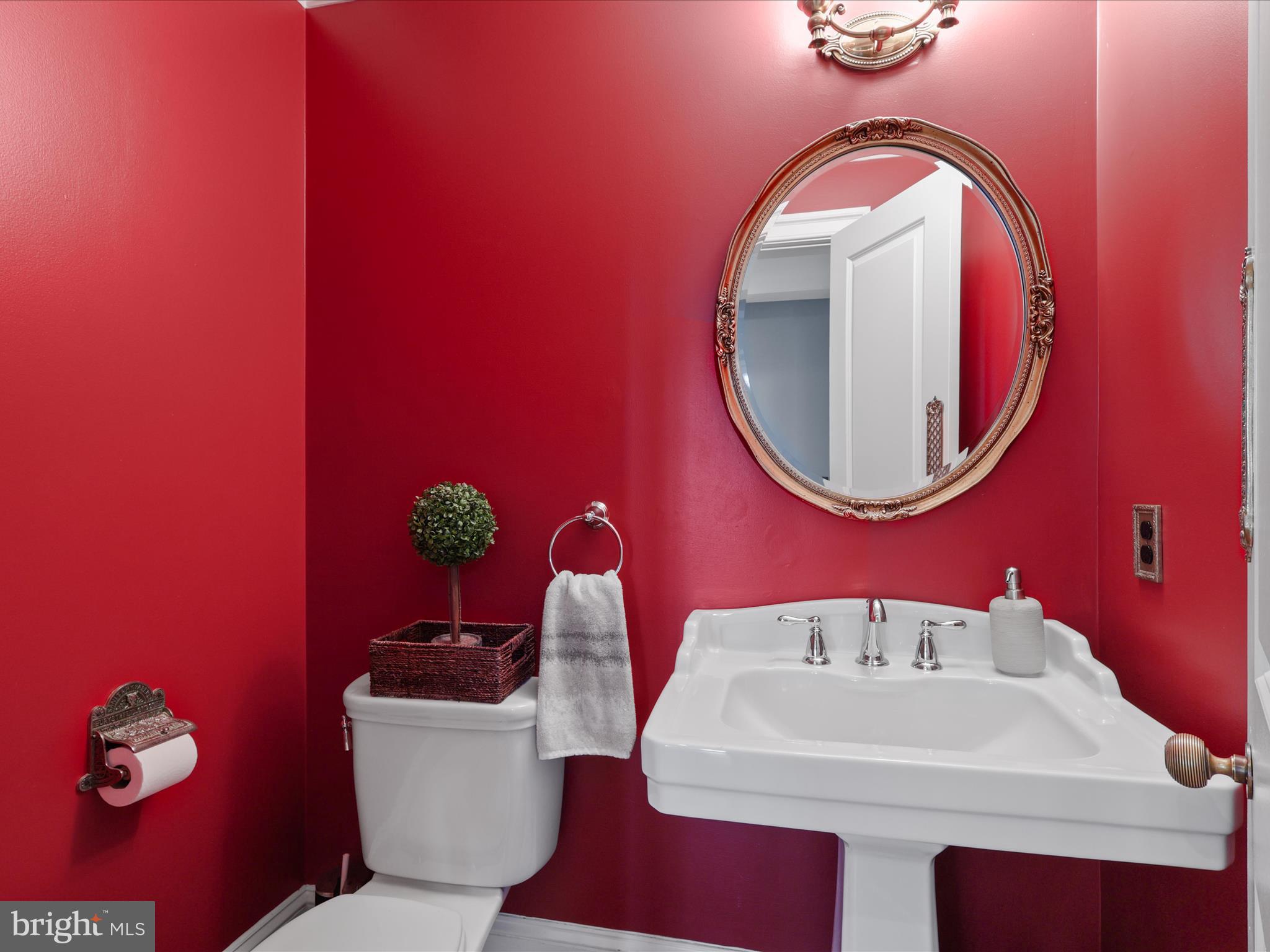 THUNDER OAK - Residential