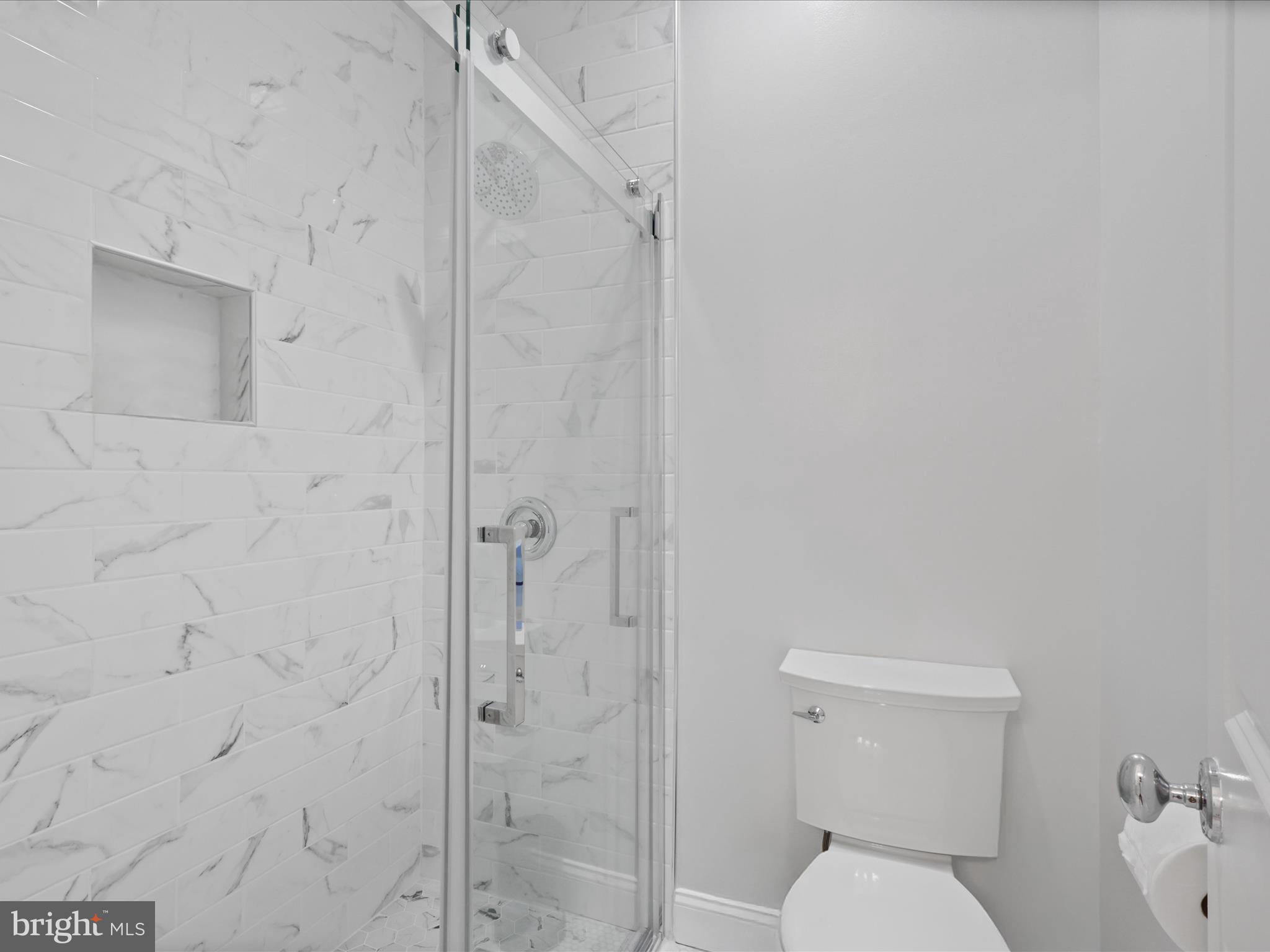 THUNDER OAK - Residential