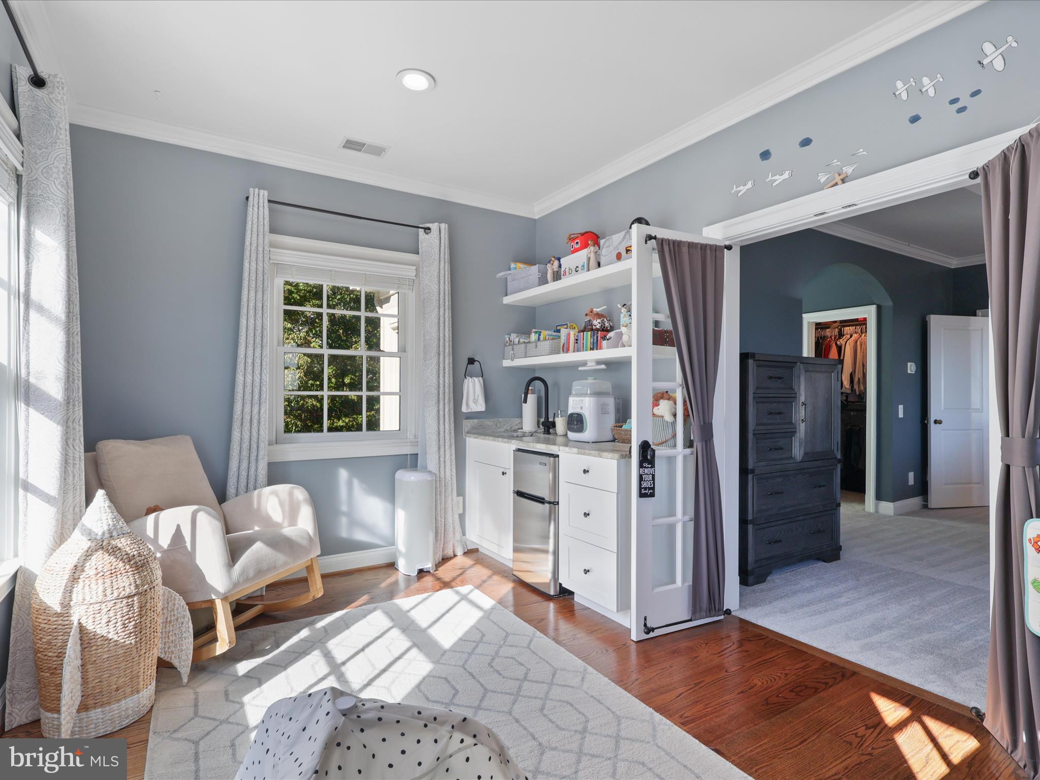 THUNDER OAK - Residential