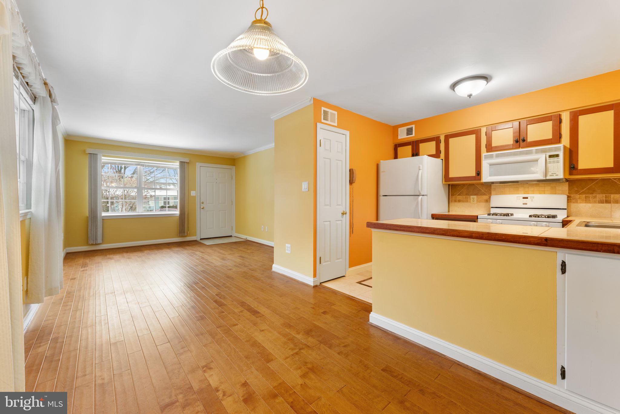 SOUTHLAWN - Residential