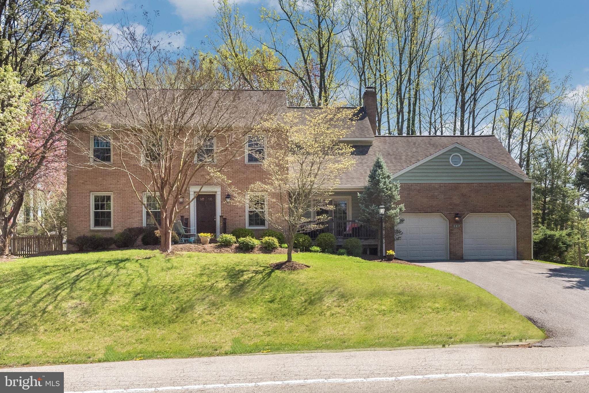 BRIARWOOD - Residential