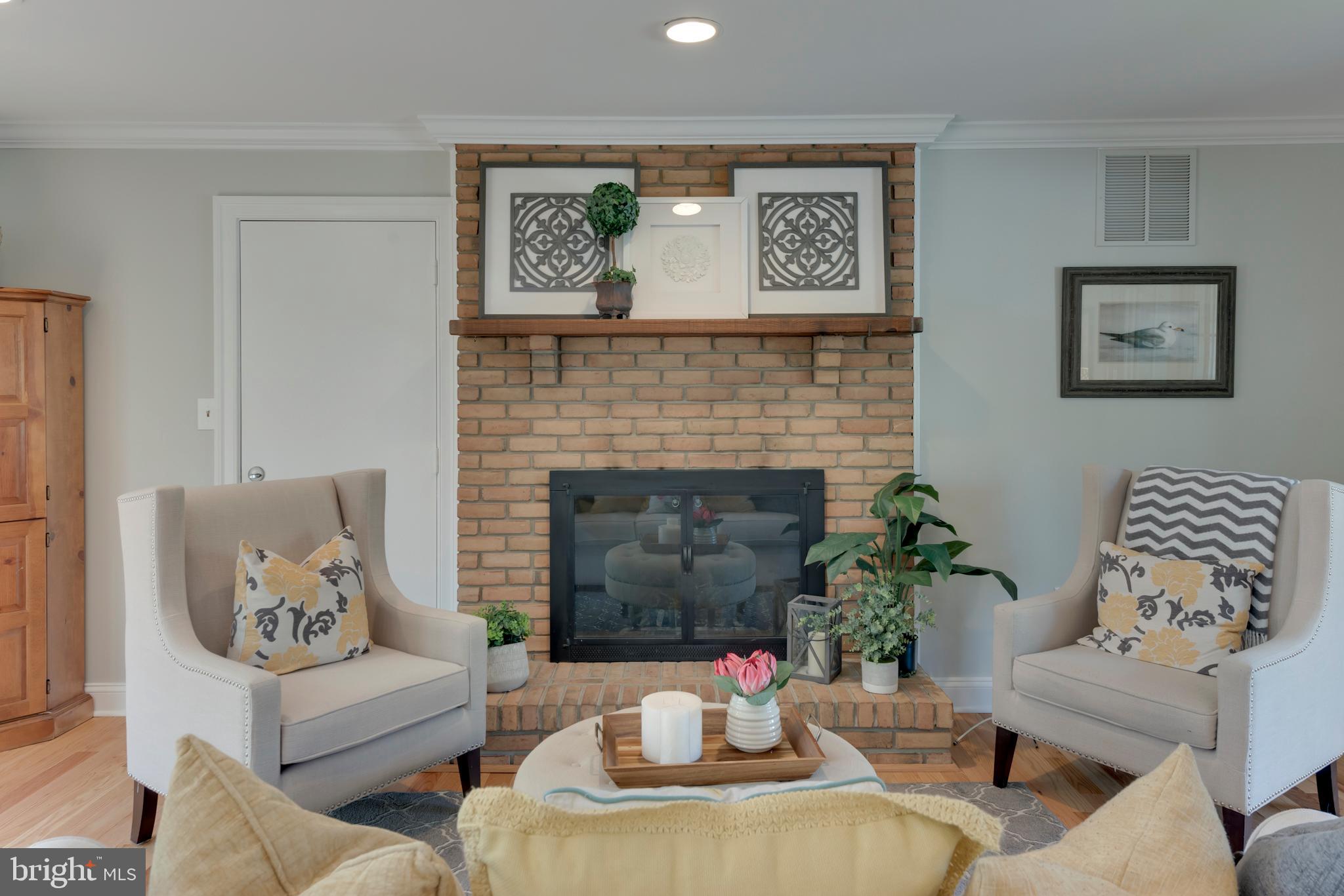 BRIARWOOD - Residential