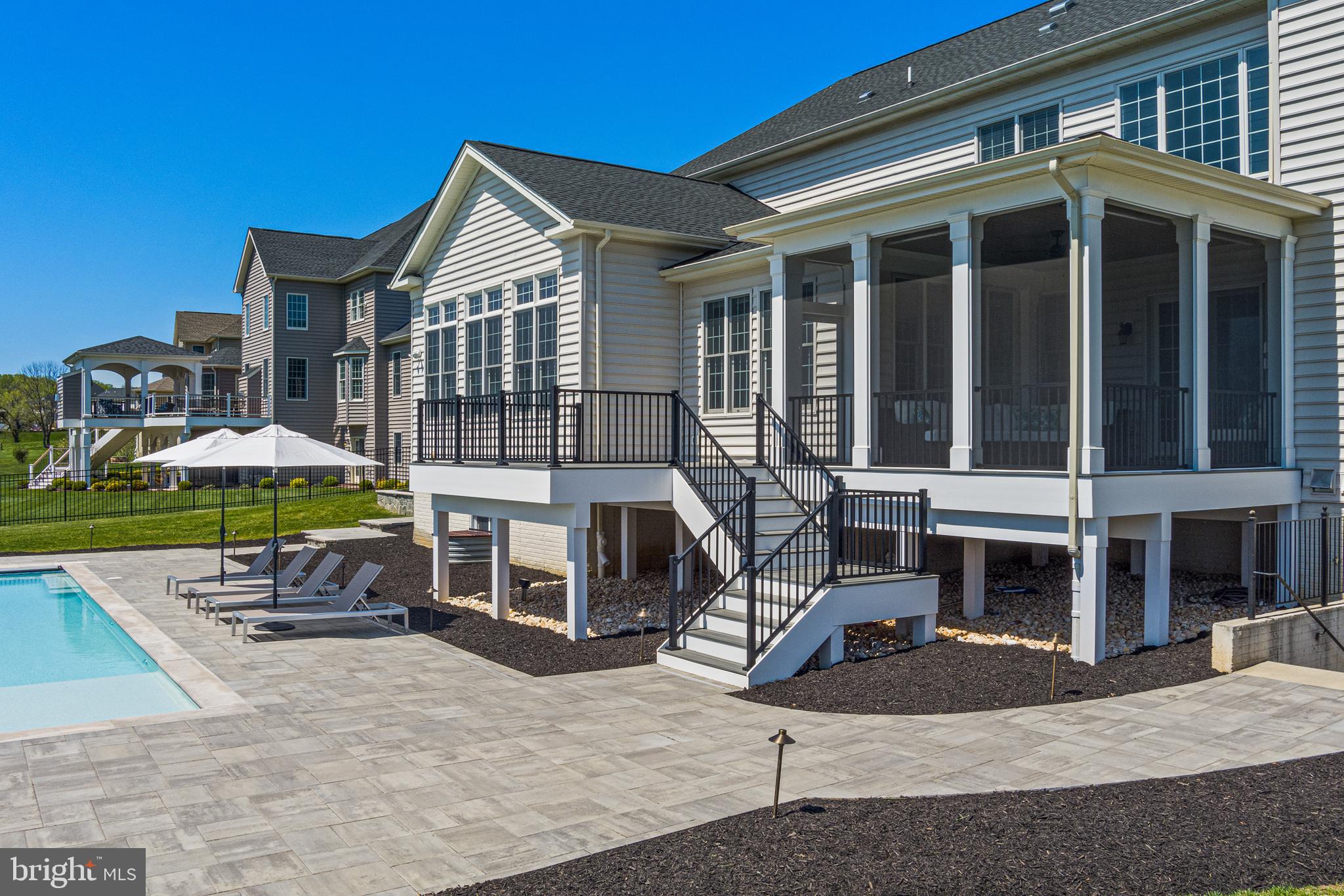 TROTTERS GLEN - Residential