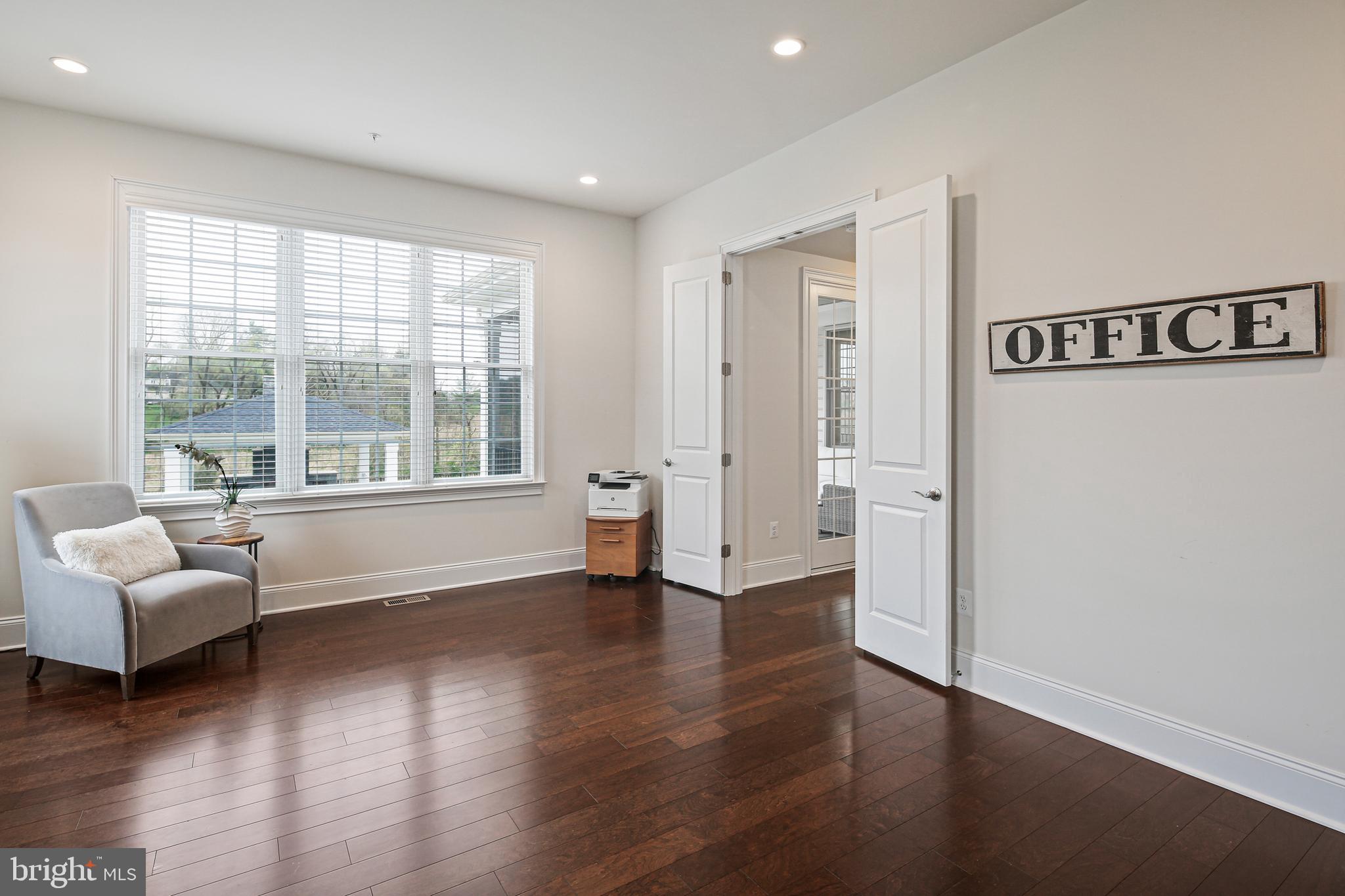 TROTTERS GLEN - Residential