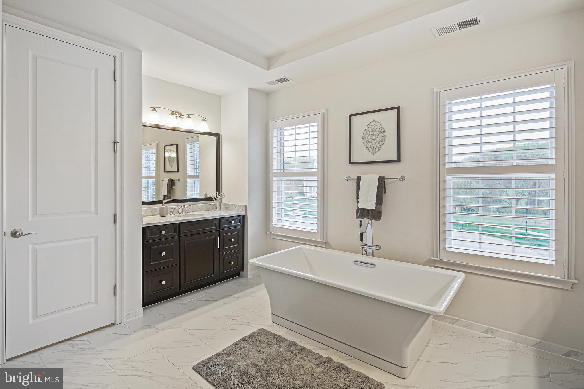 TROTTERS GLEN - Residential