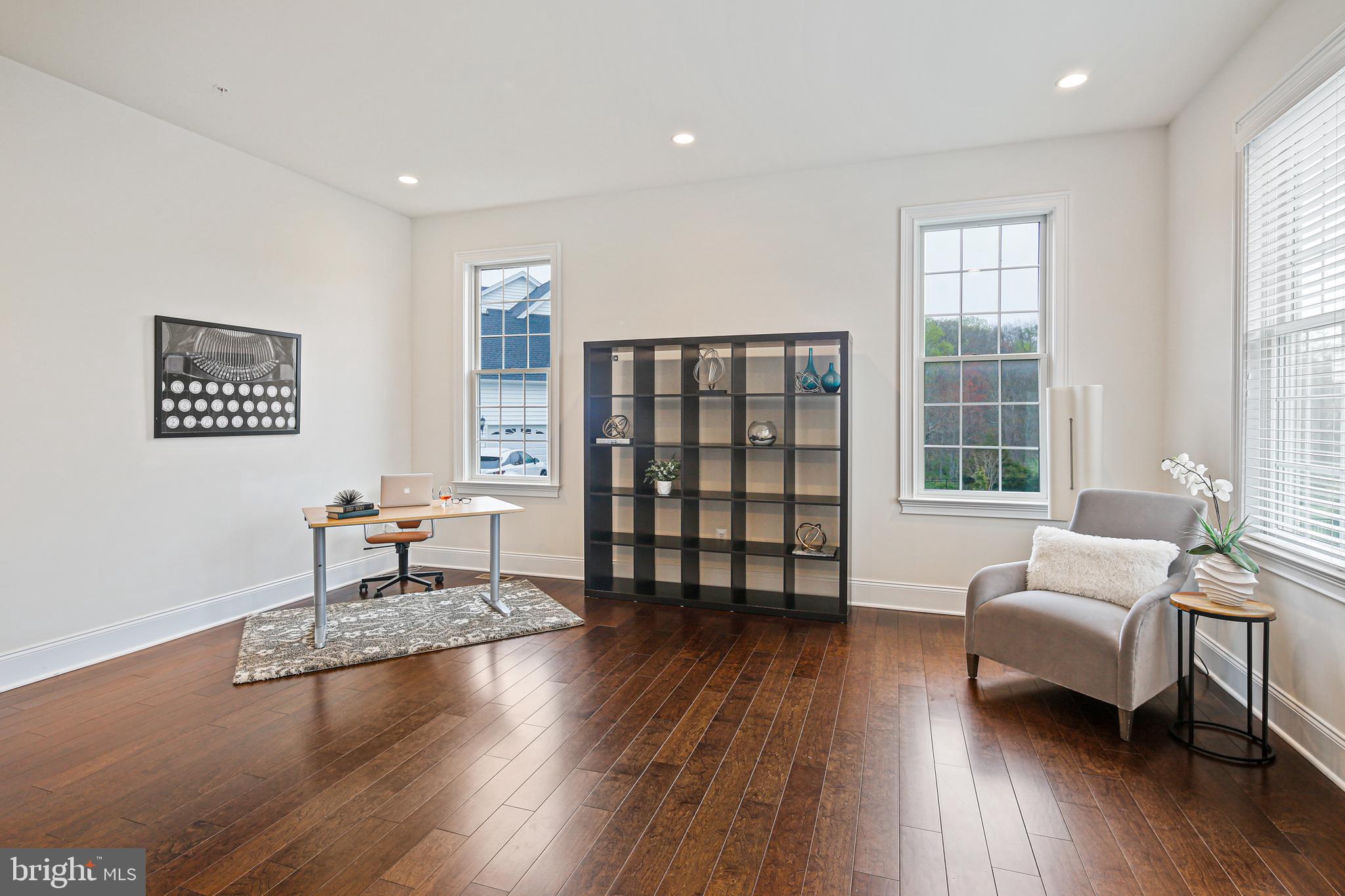 TROTTERS GLEN - Residential